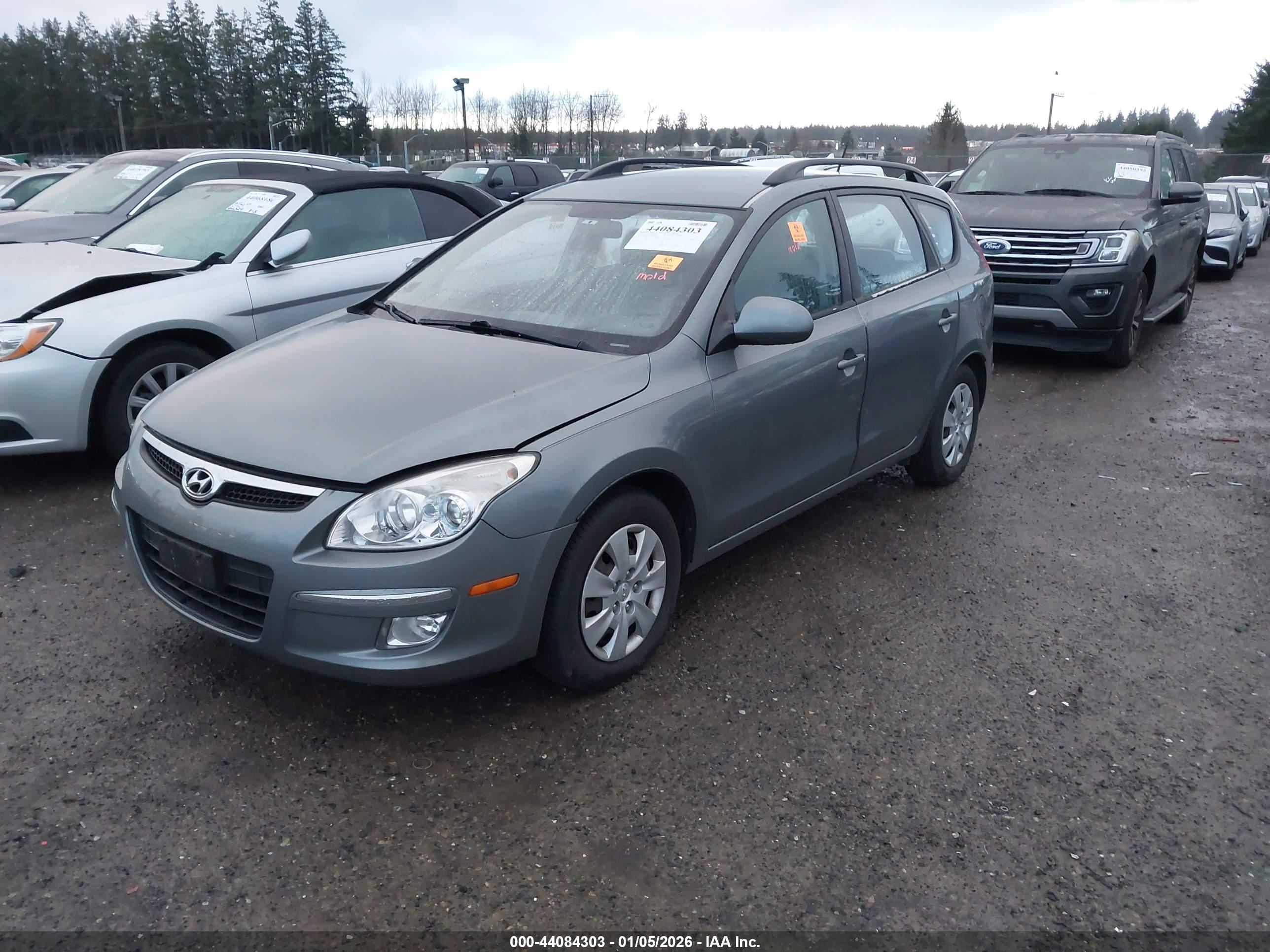 HYUNDAI ELANTRA image 2