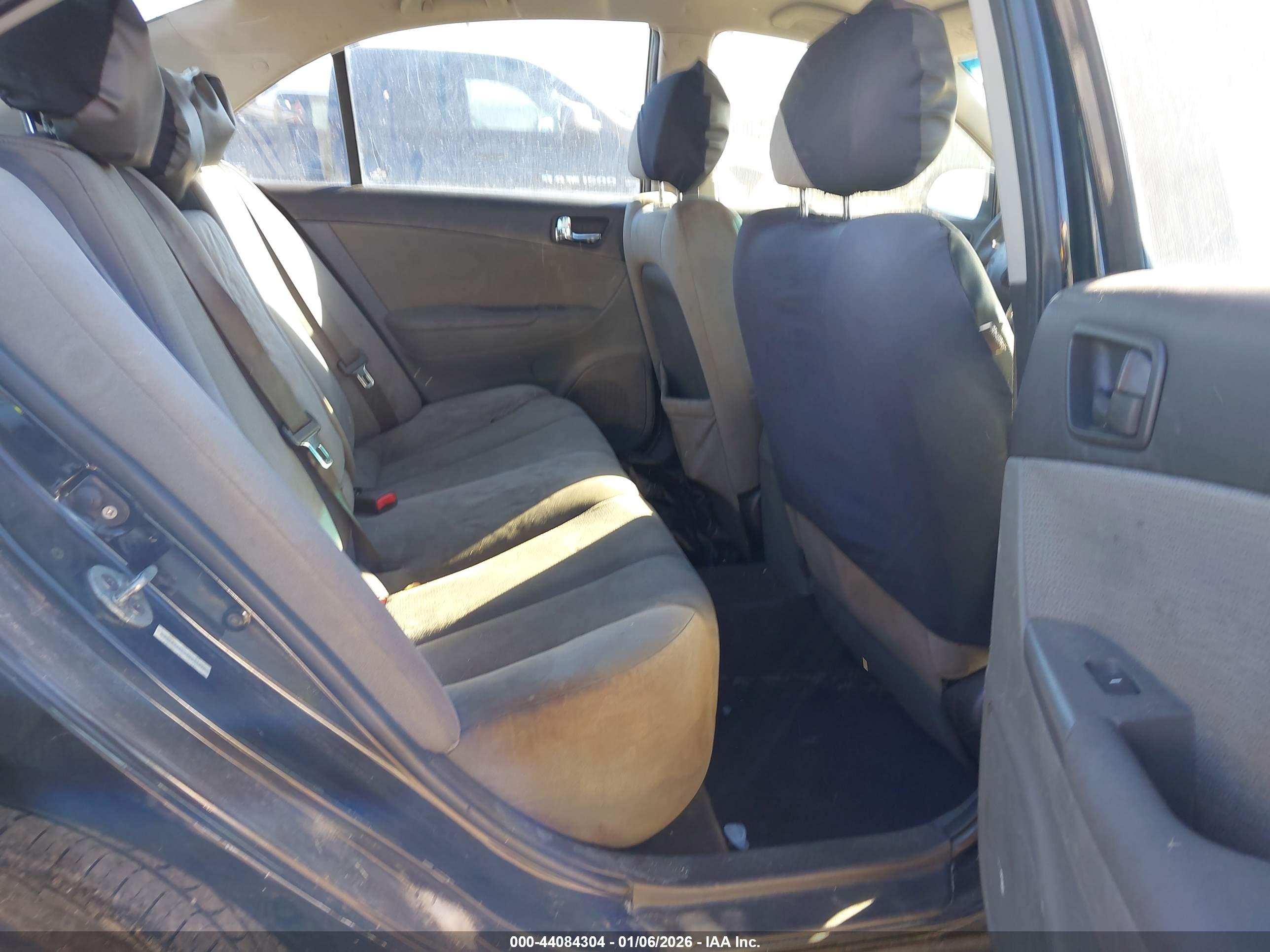 HYUNDAI SONATA image 8