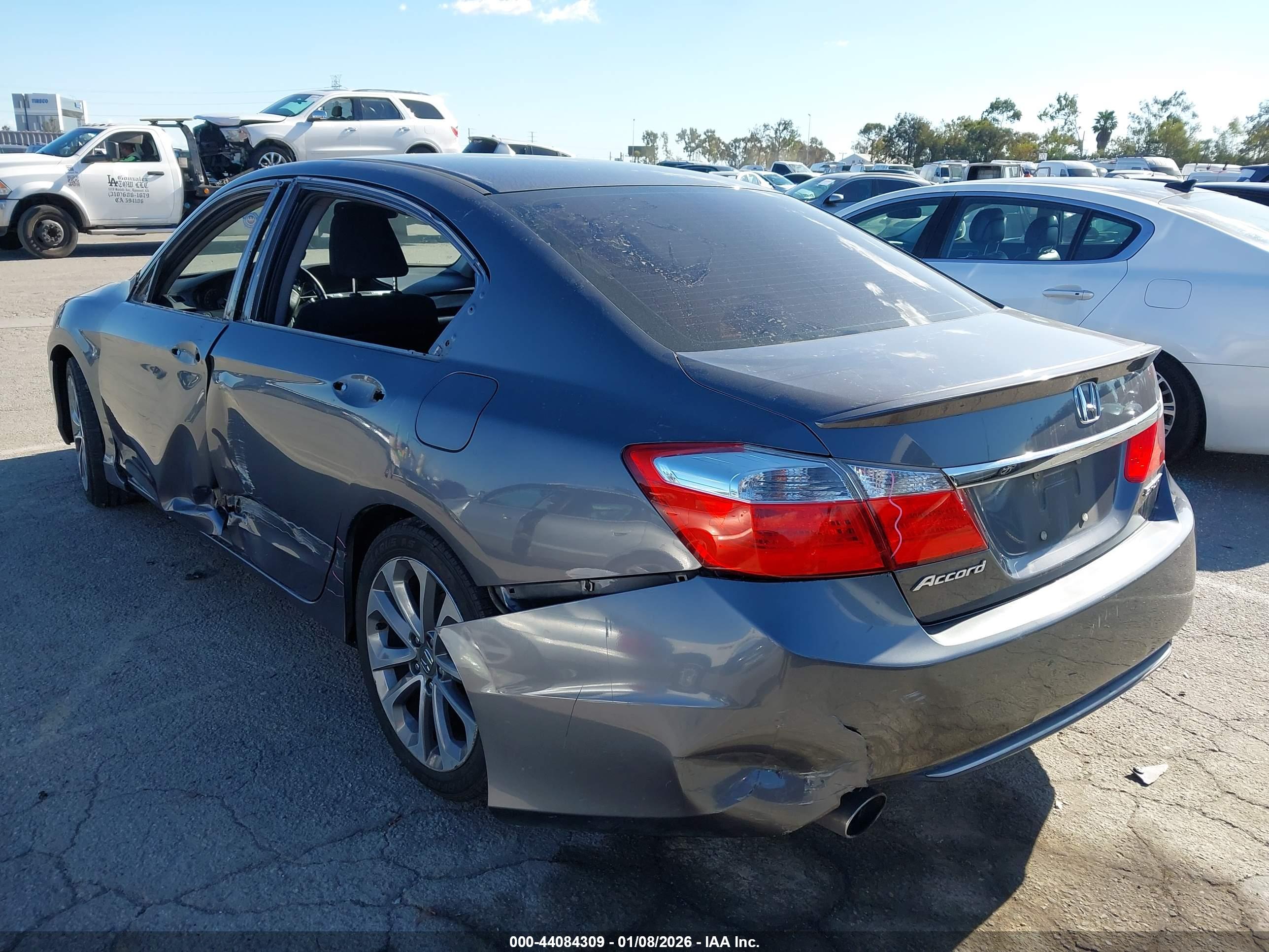 HONDA ACCORD image 3