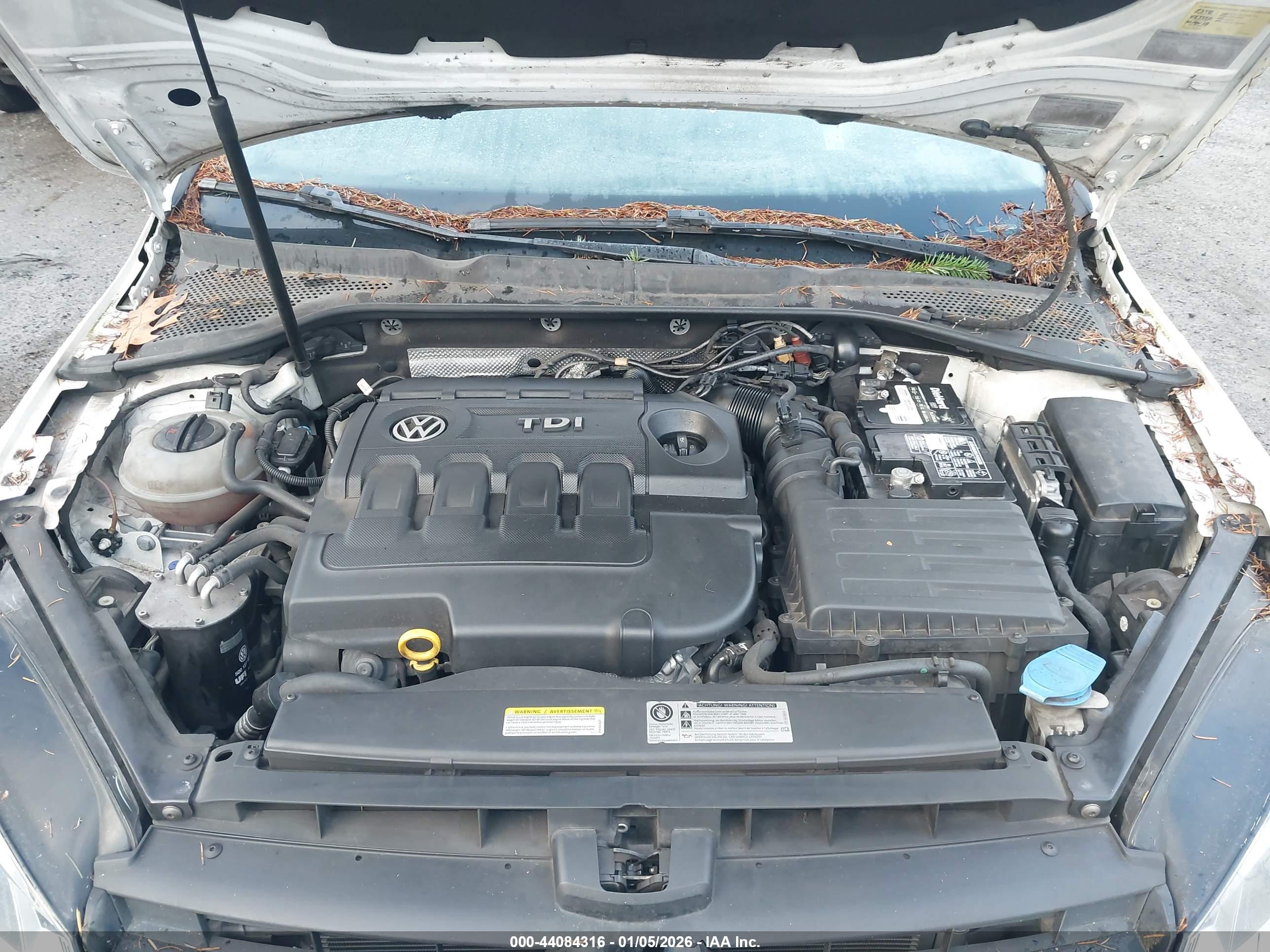 VOLKSWAGEN GOLF image 10