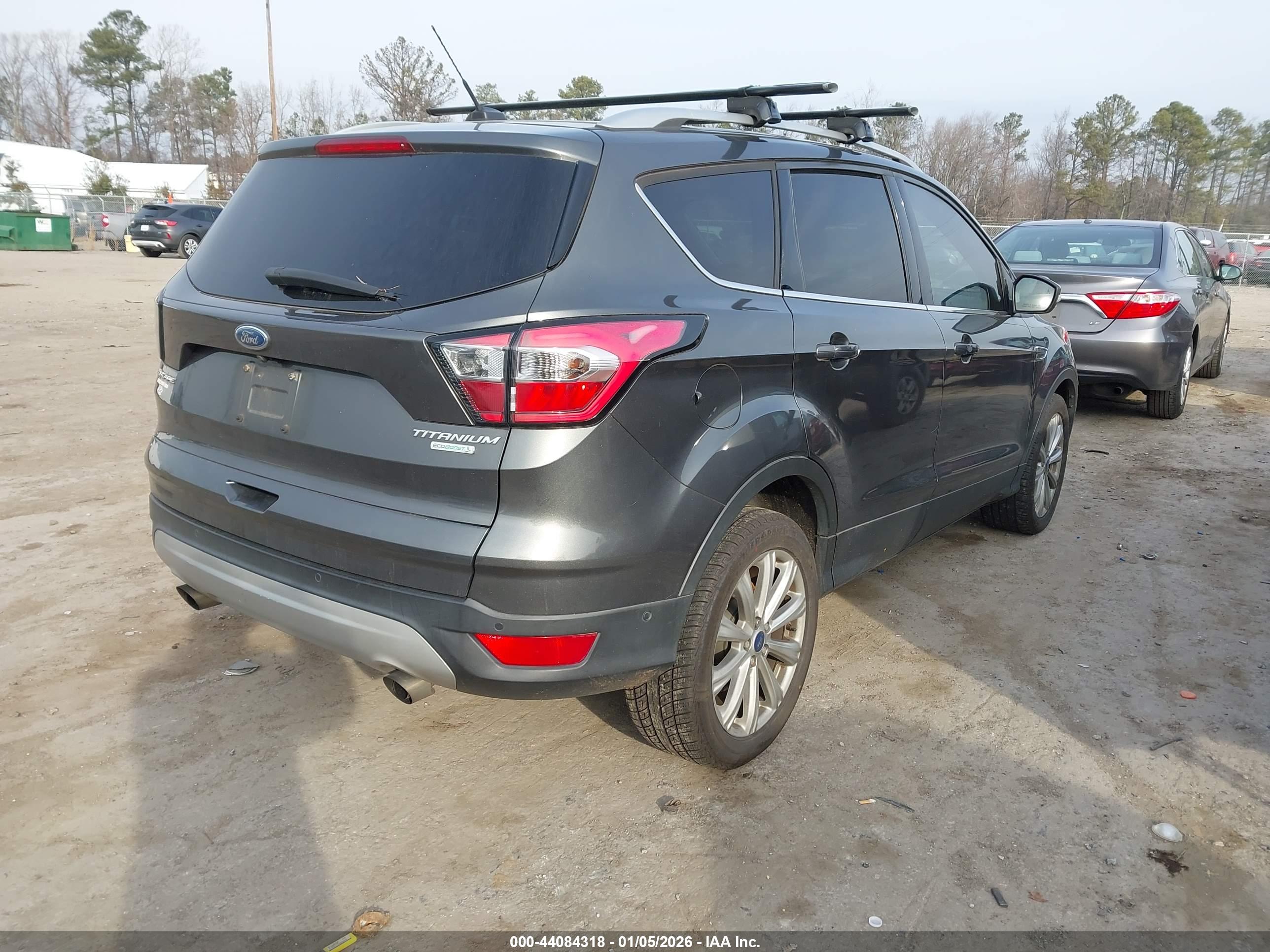 FORD ESCAPE image 4