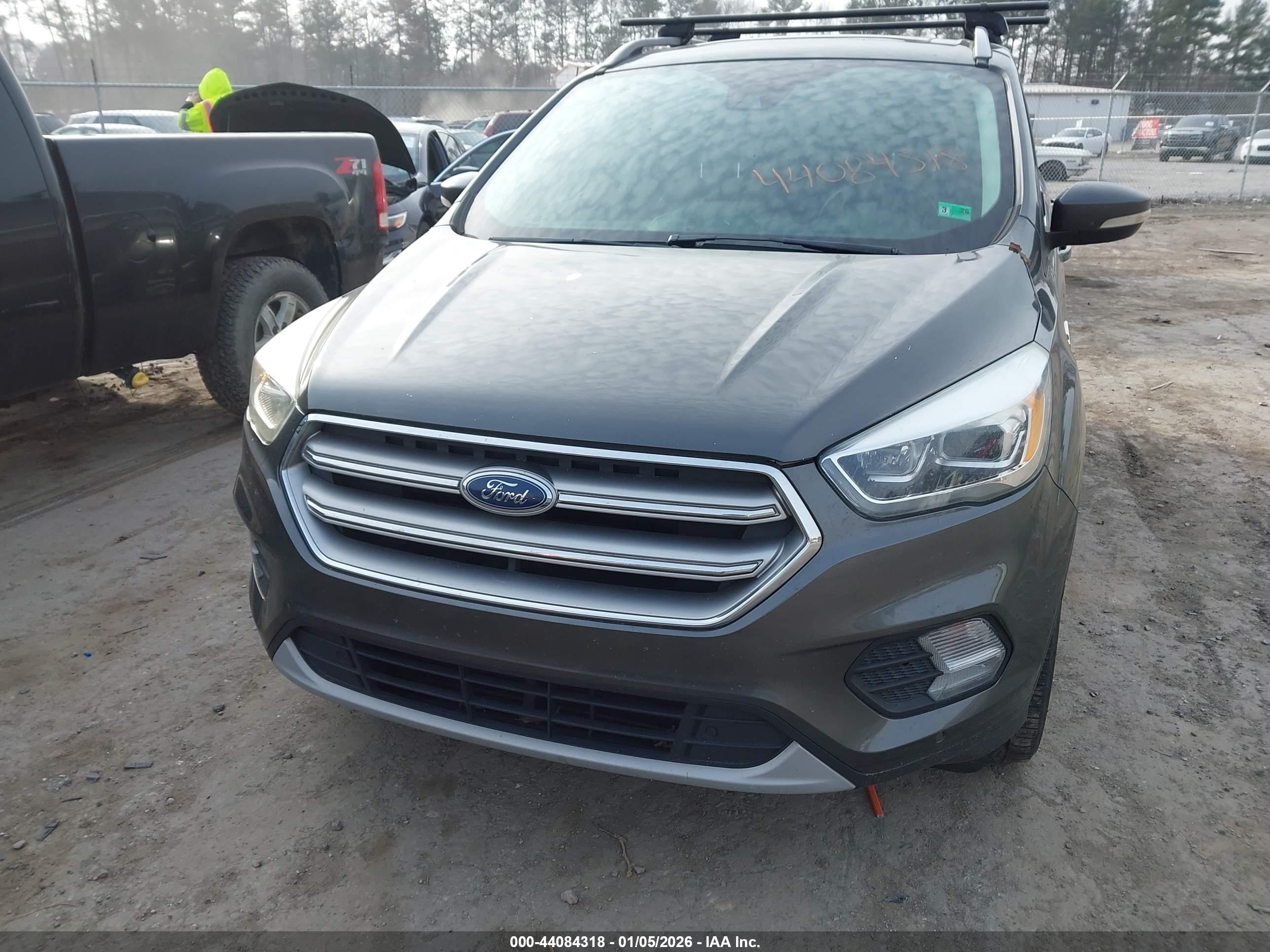 FORD ESCAPE image 6