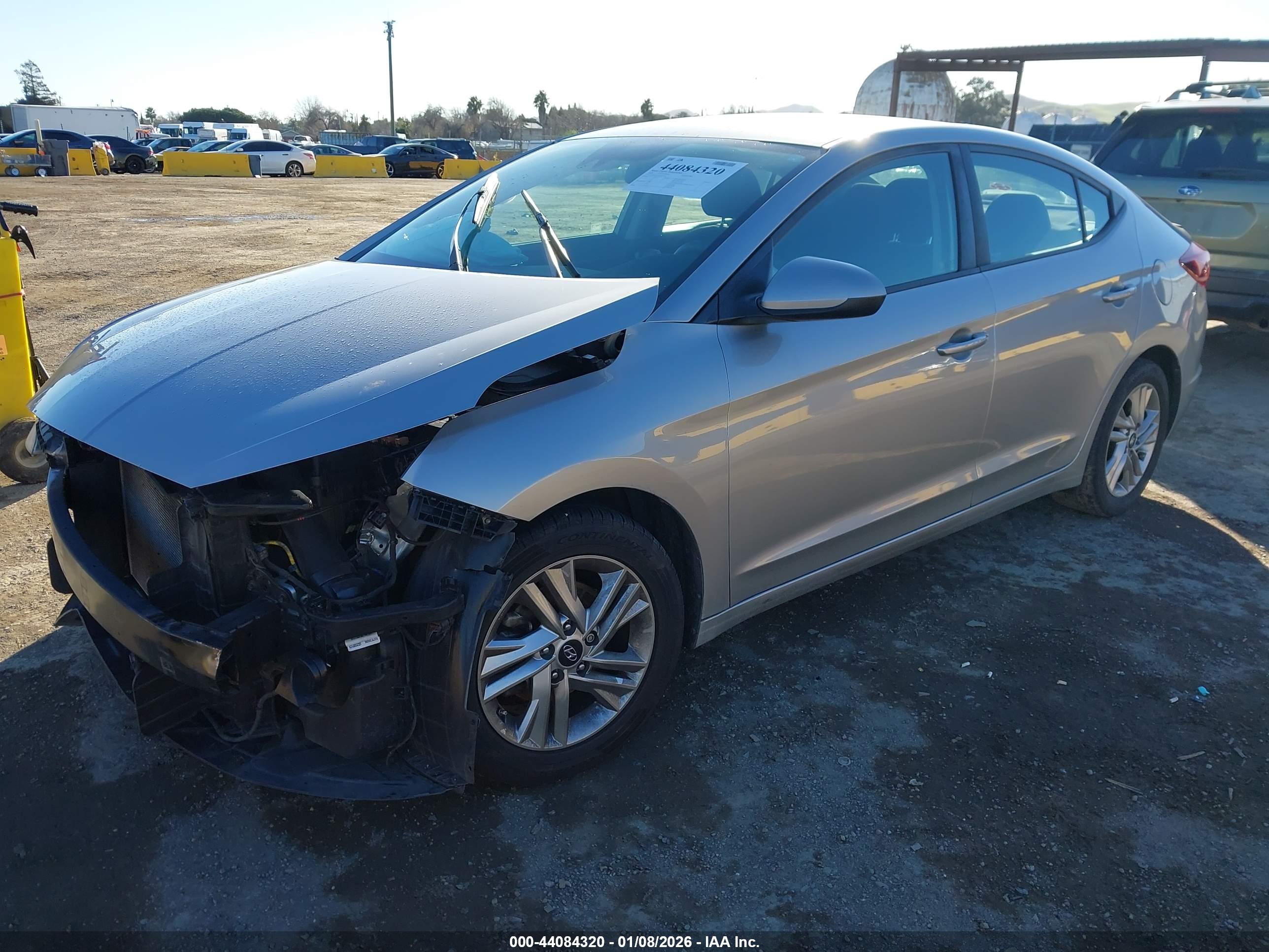 HYUNDAI ELANTRA image 2