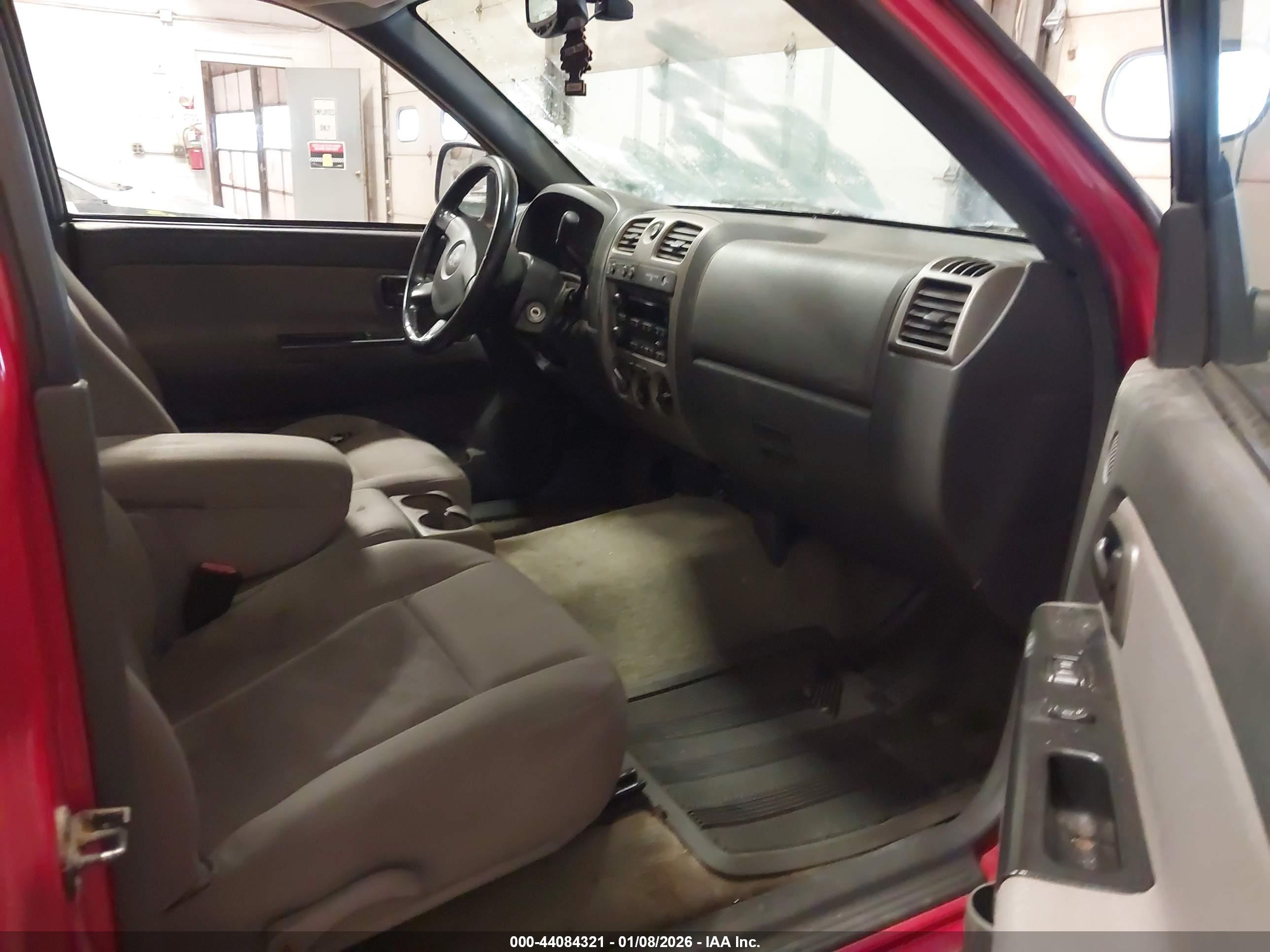 CHEVROLET COLORADO image 5