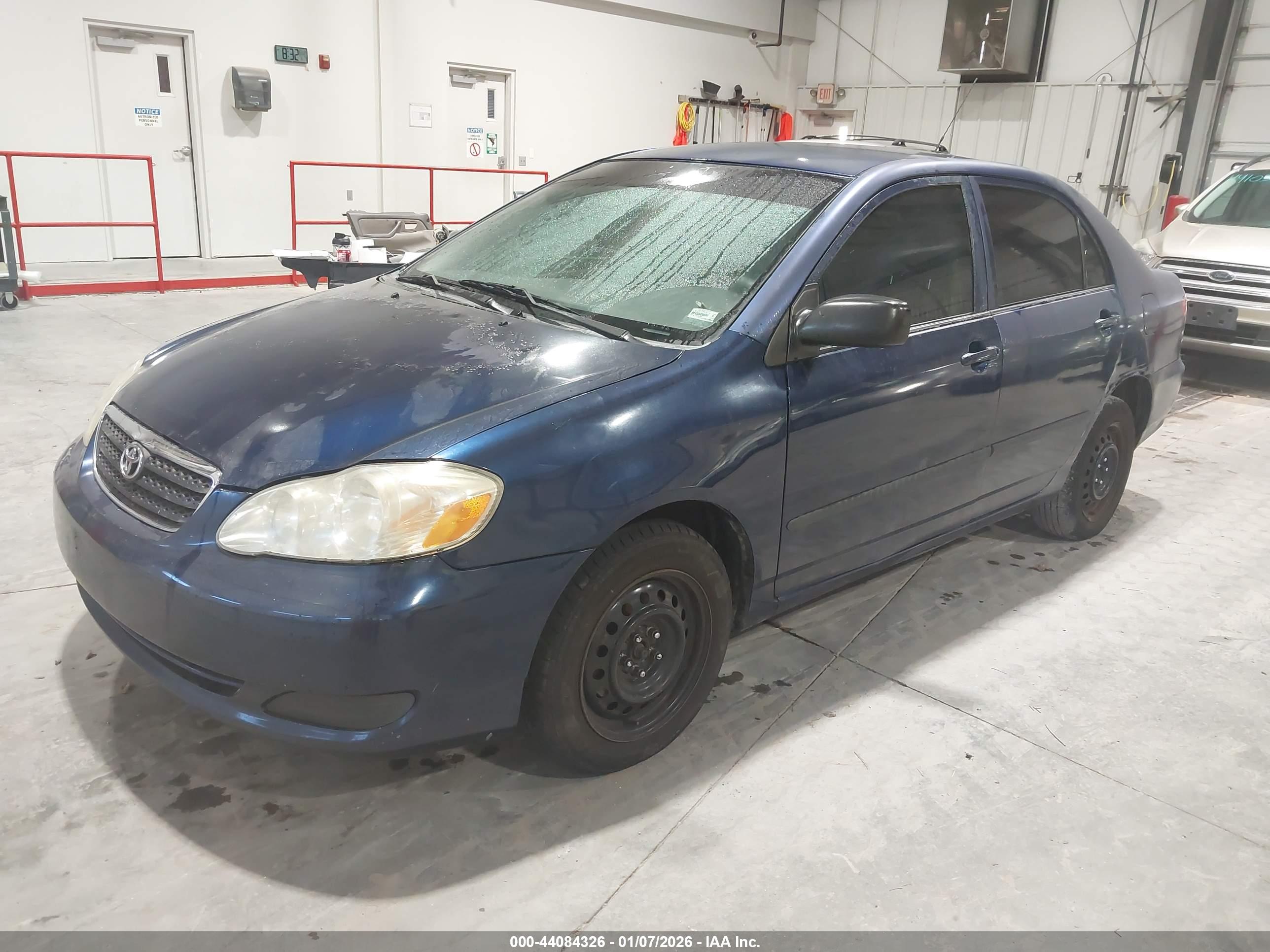 TOYOTA COROLLA image 2