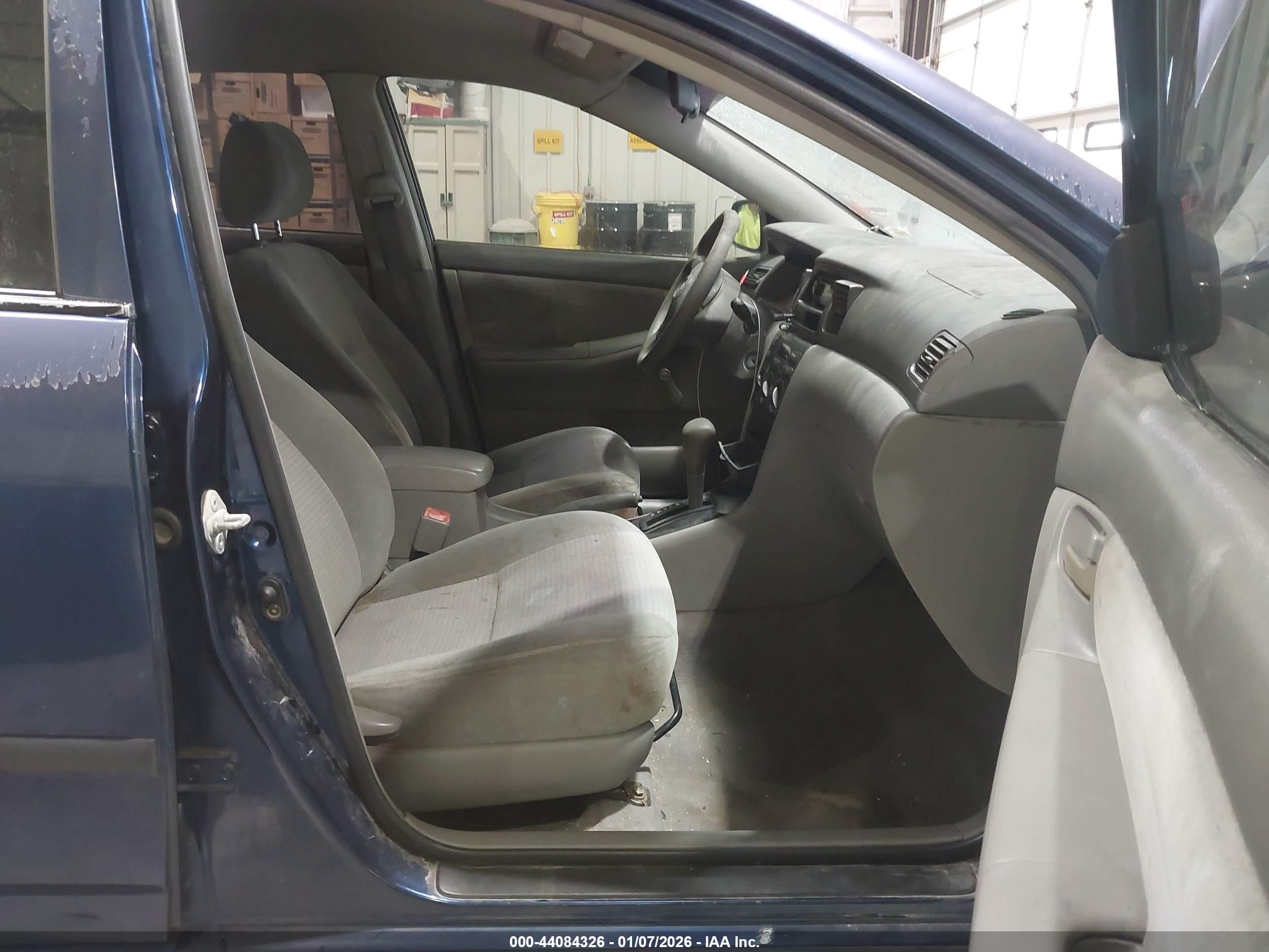 TOYOTA COROLLA image 5