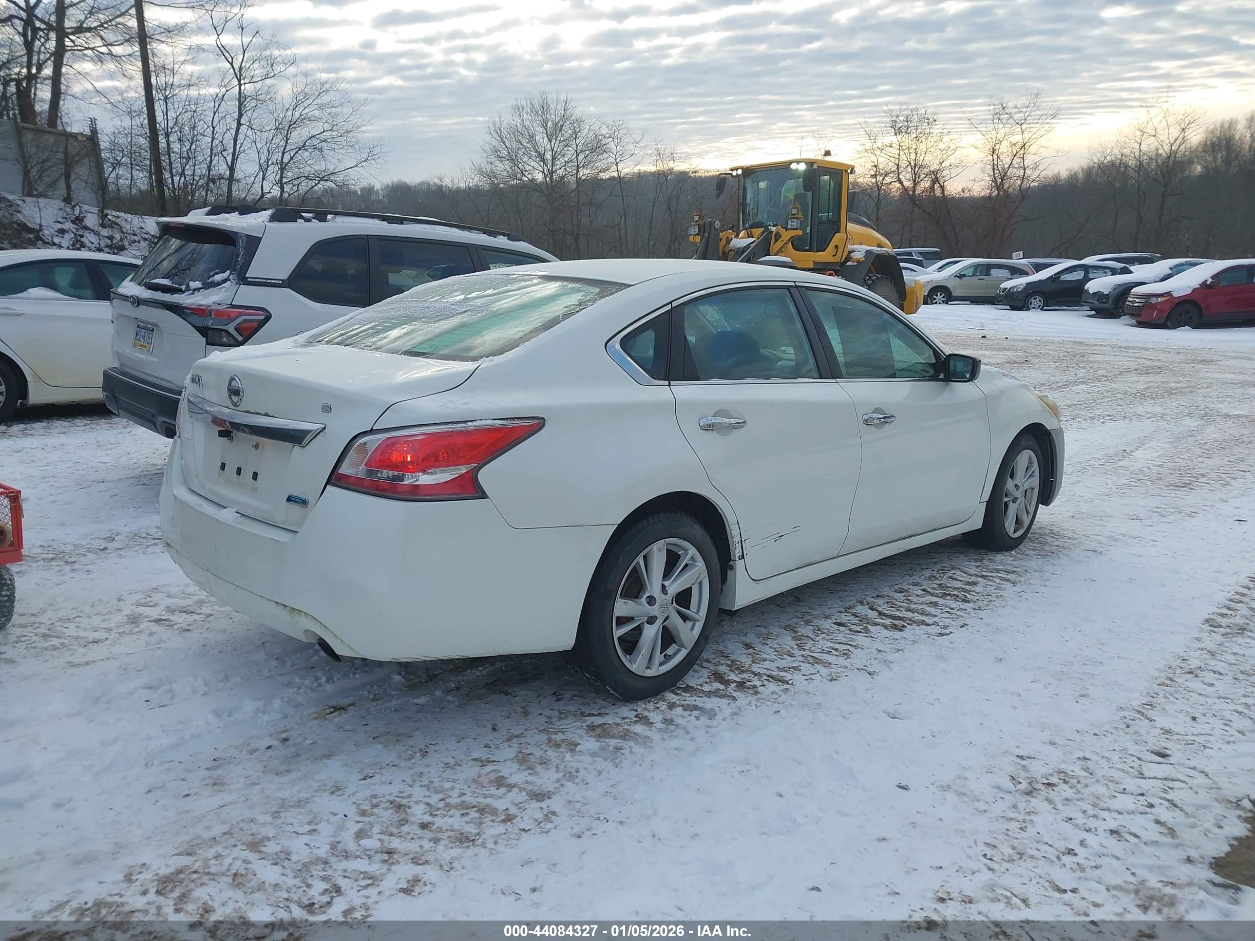 NISSAN ALTIMA image 4