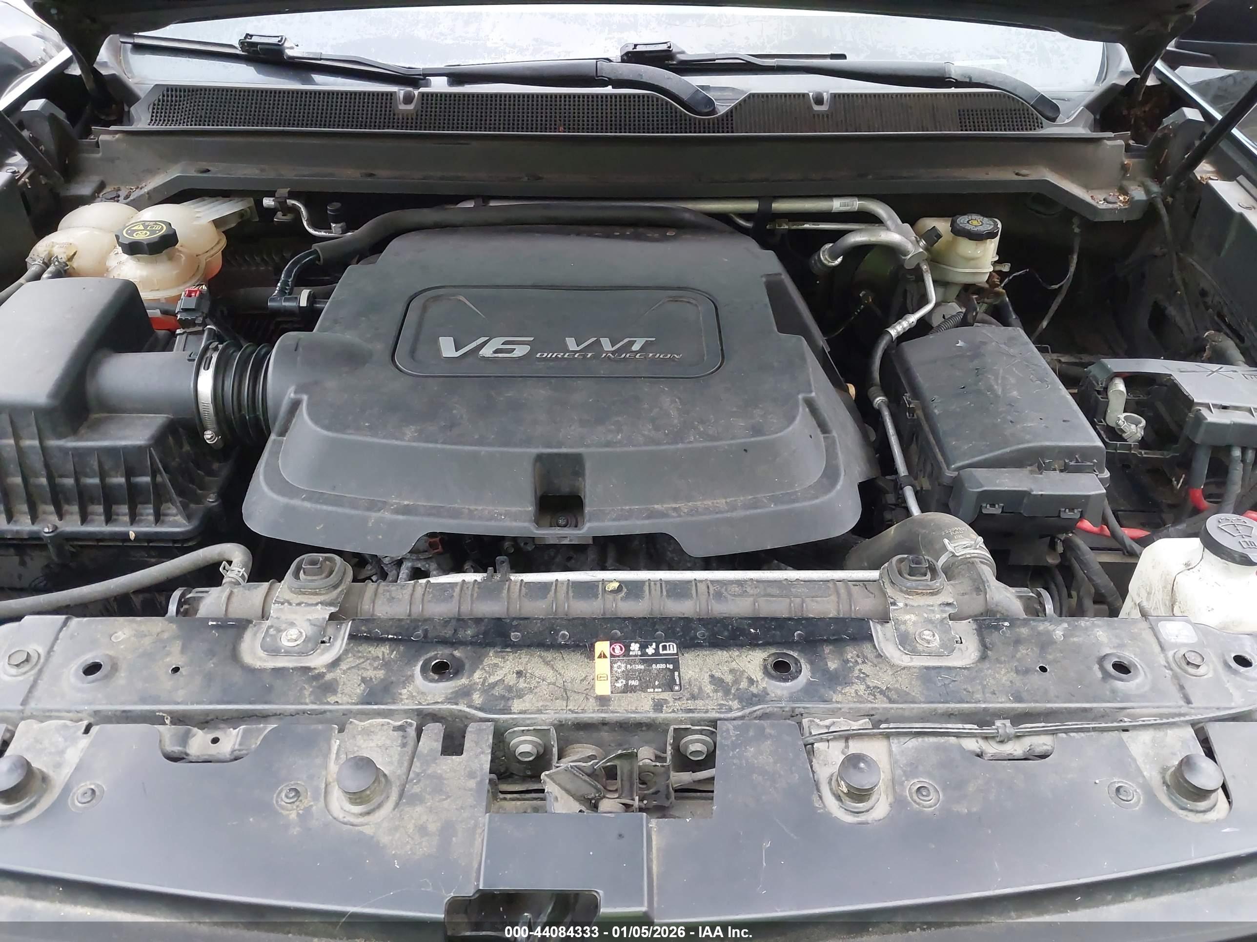 CHEVROLET COLORADO image 10