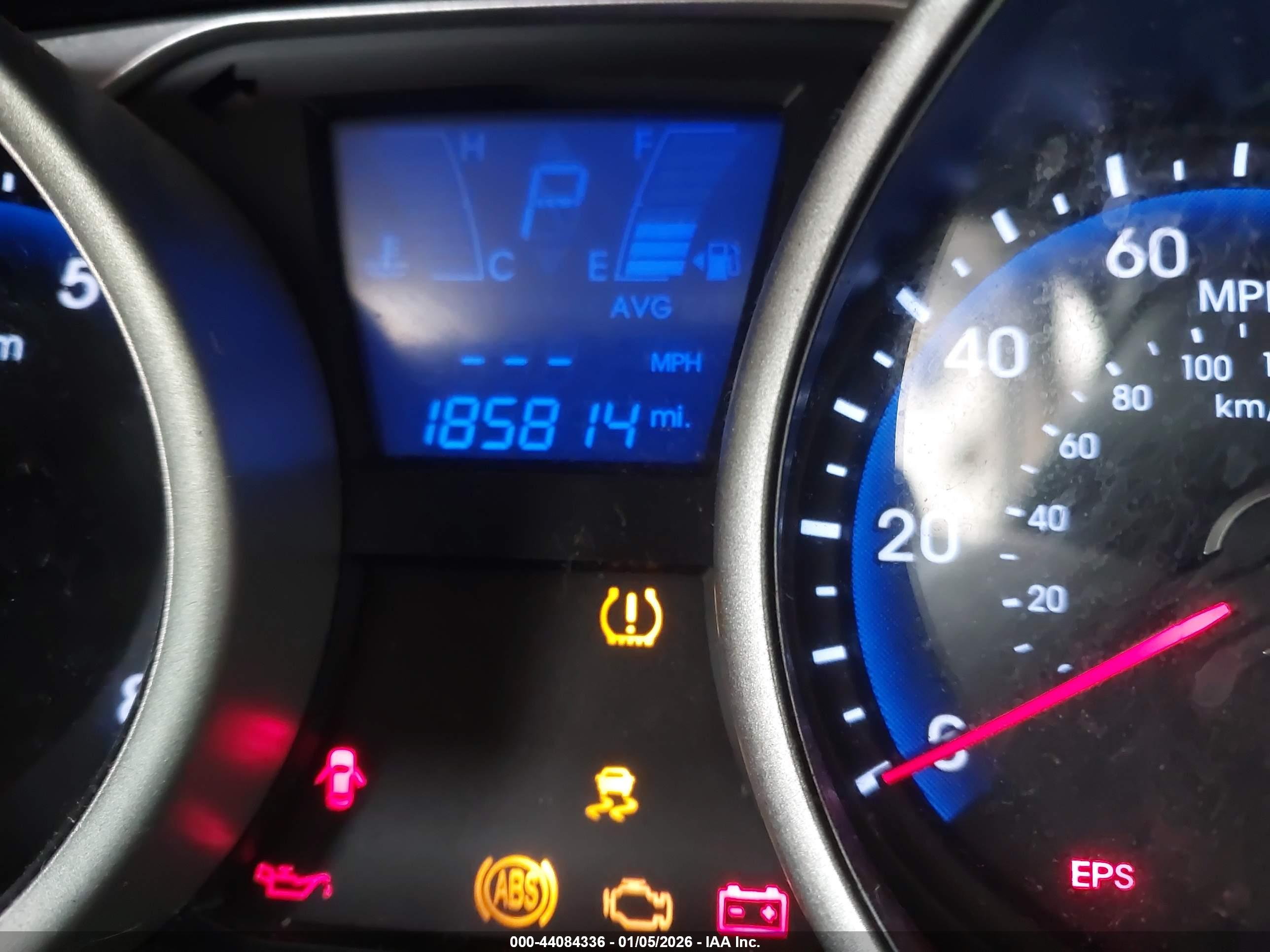 HYUNDAI TUCSON image 7