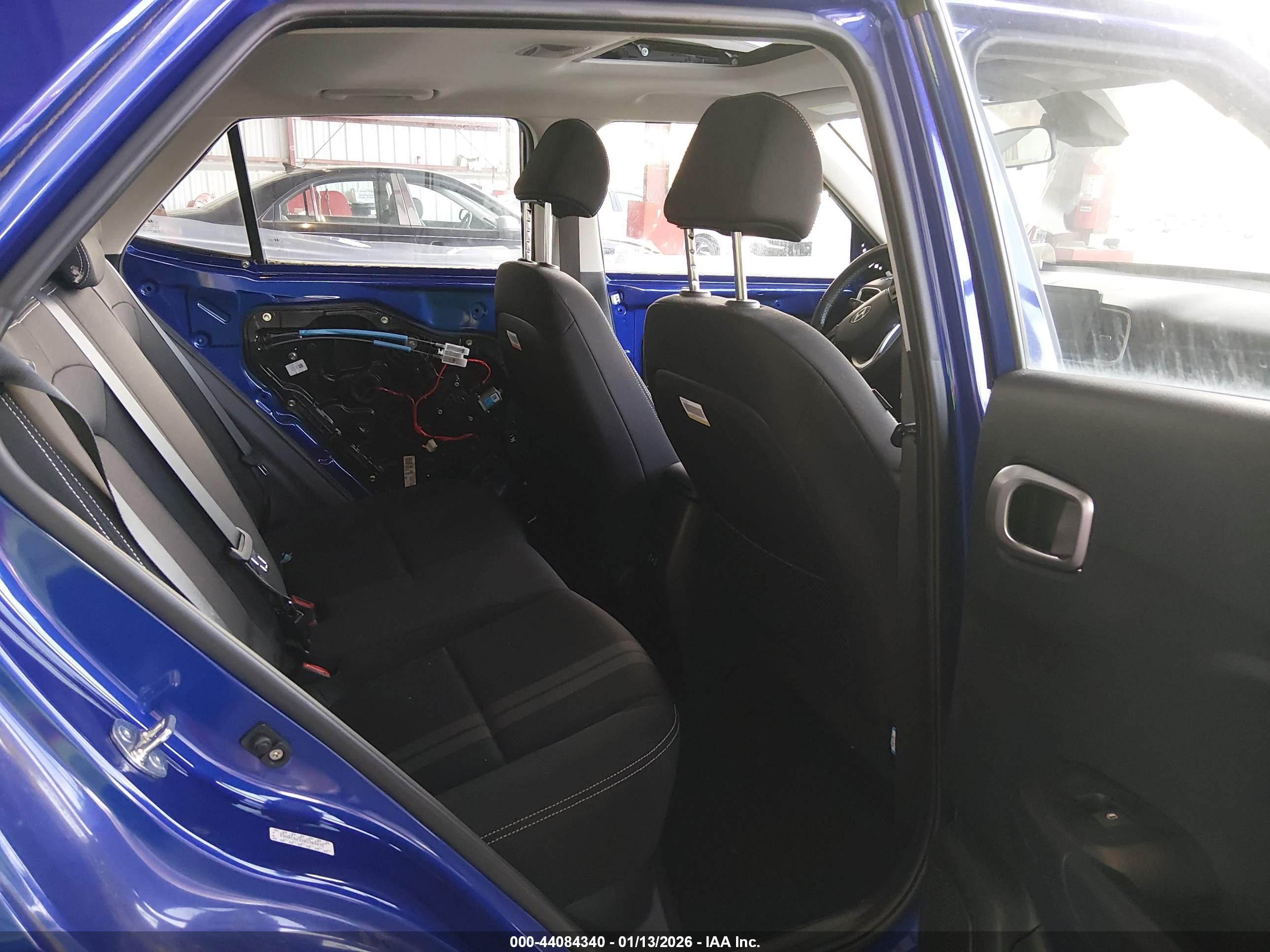 HYUNDAI VENUE image 8