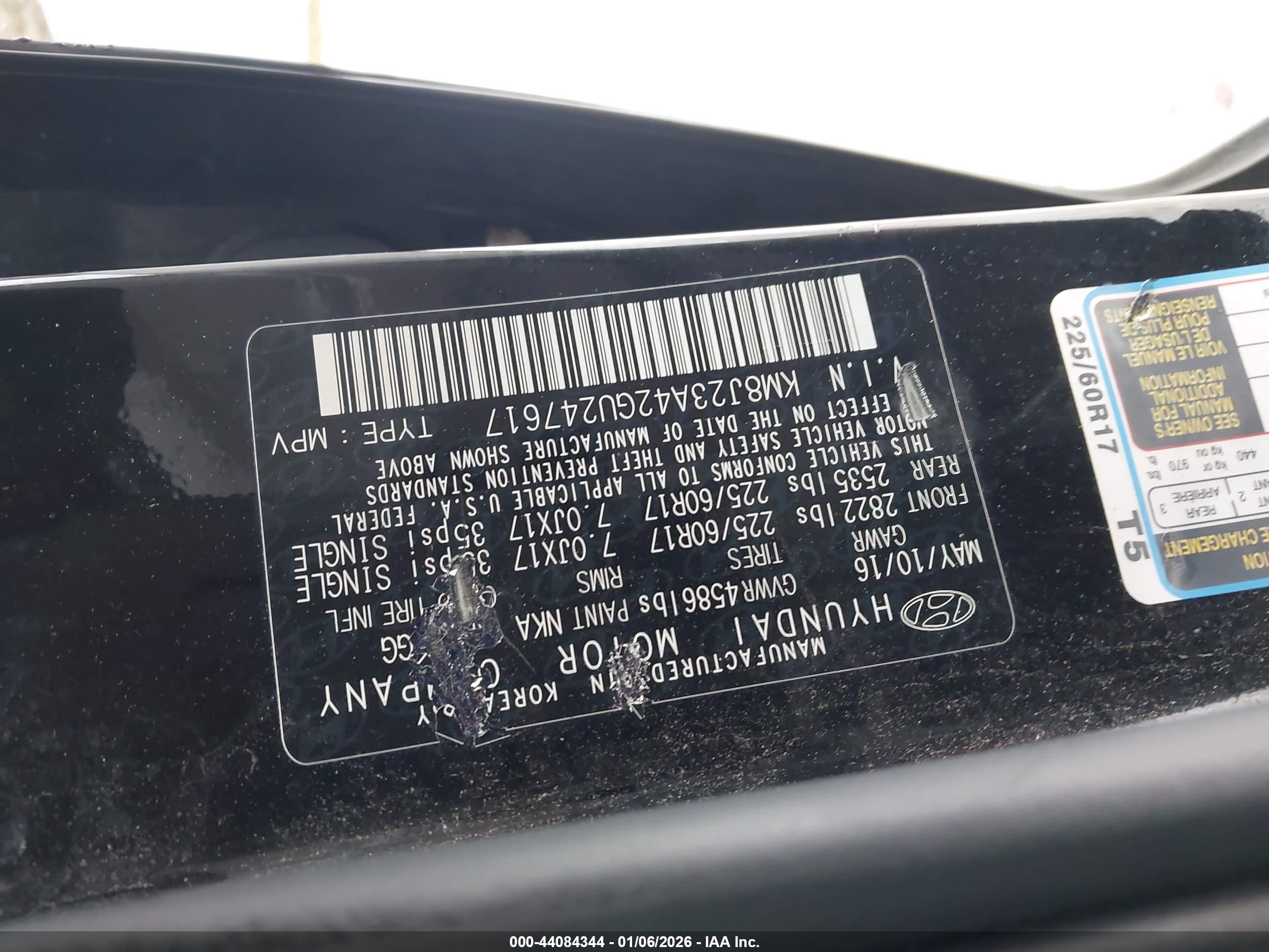 HYUNDAI TUCSON image 9