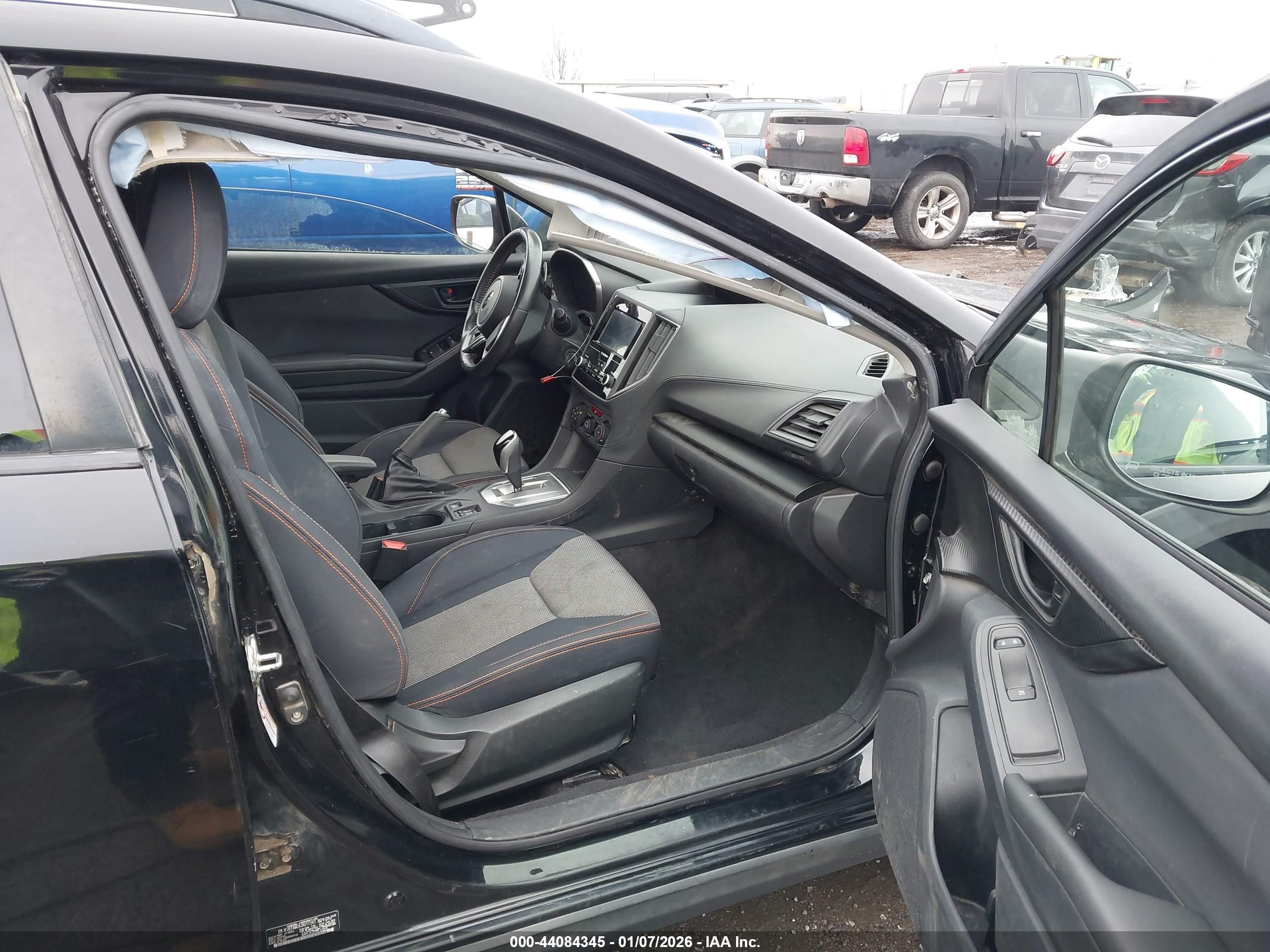 SUBARU CROSSTREK image 5