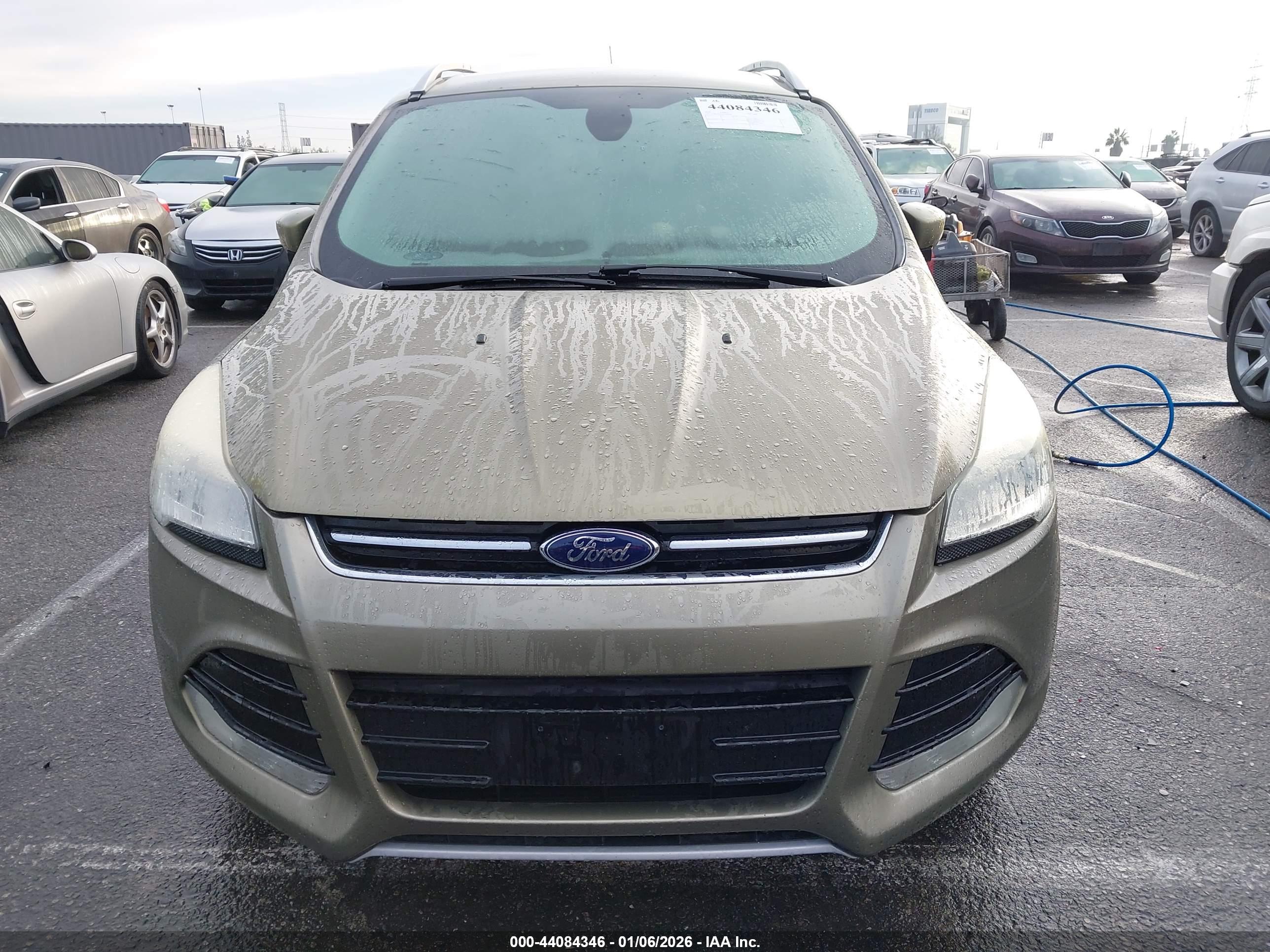 FORD ESCAPE image 6