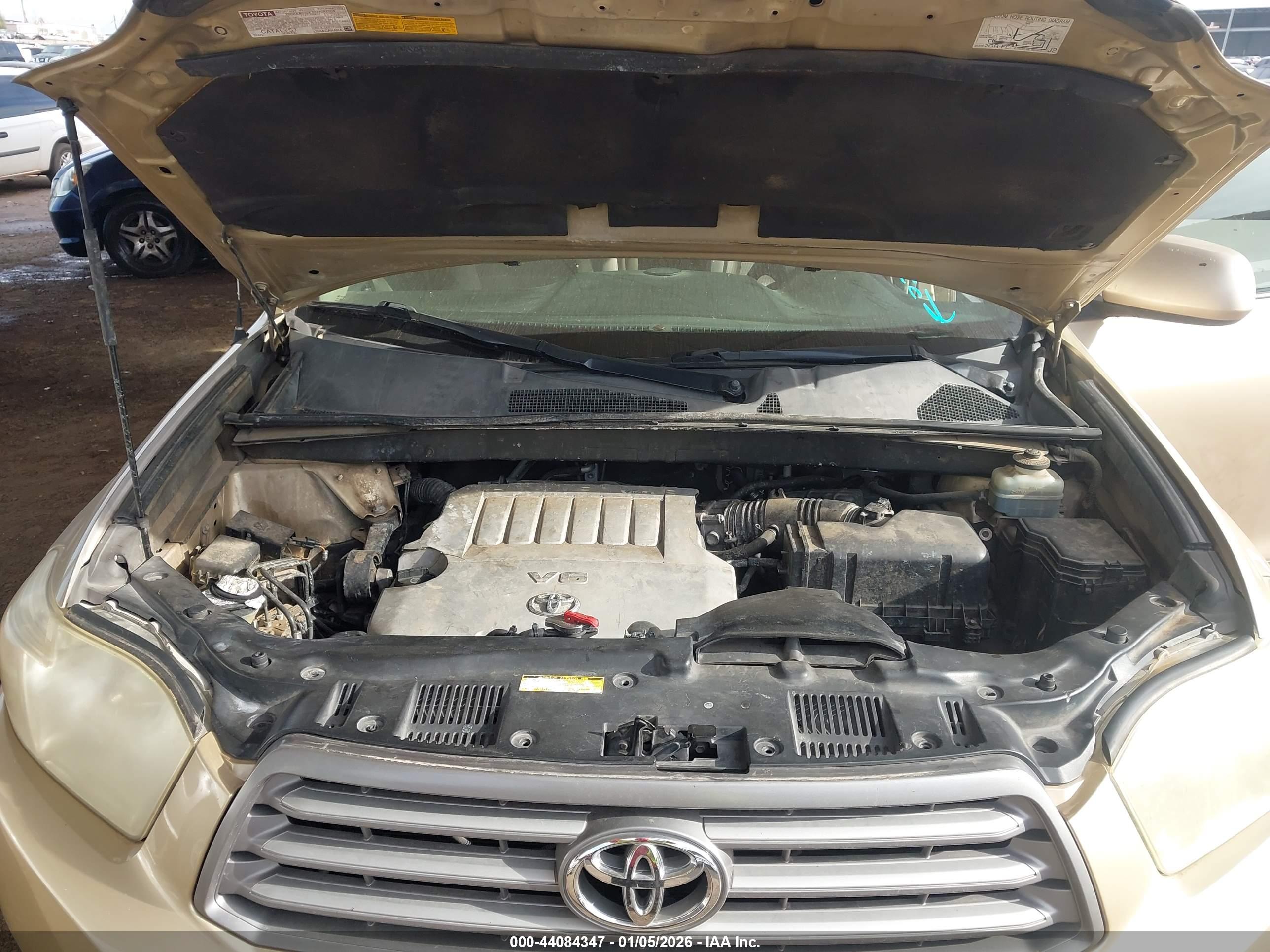 TOYOTA HIGHLANDER image 10