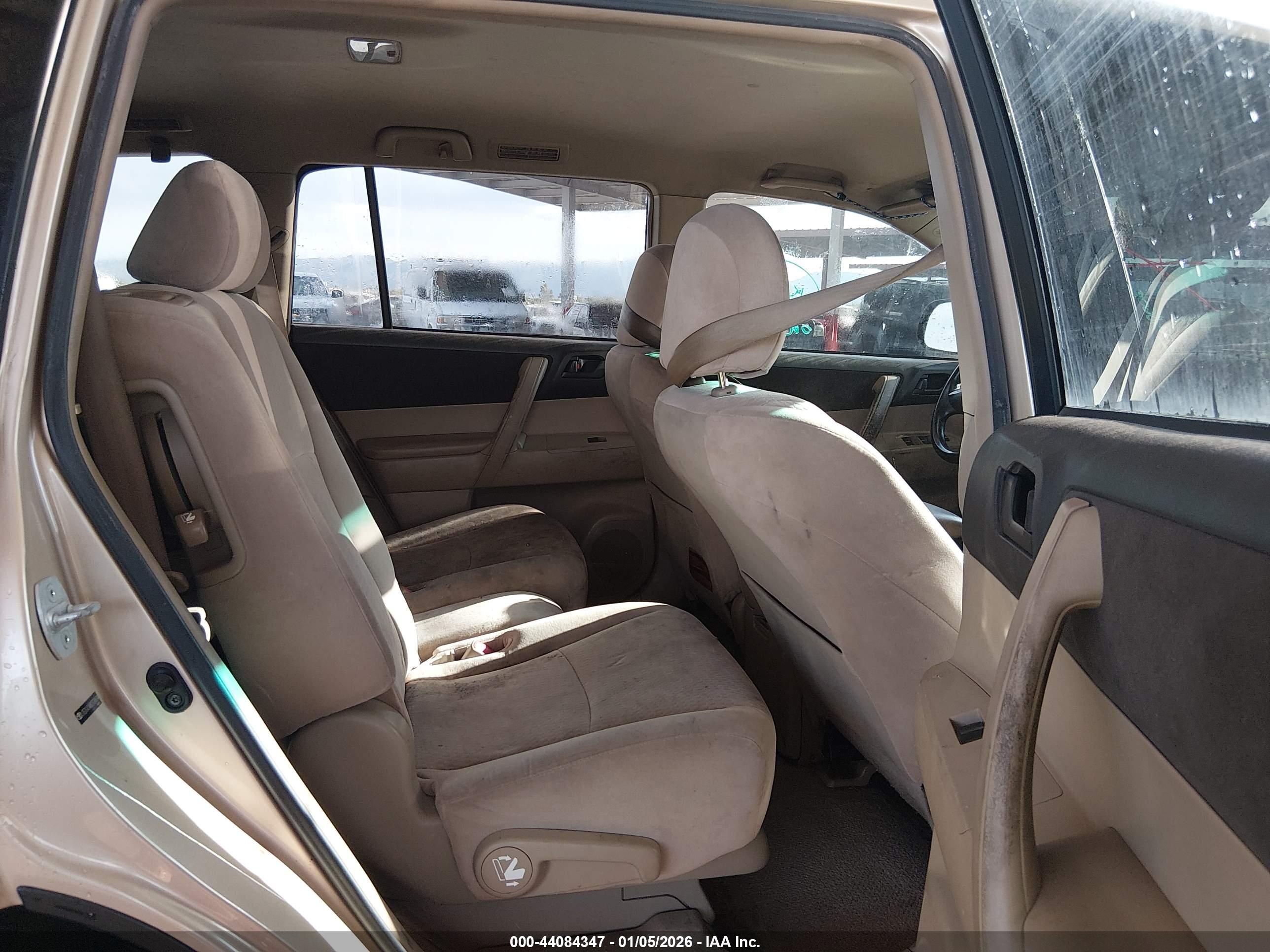 TOYOTA HIGHLANDER image 8