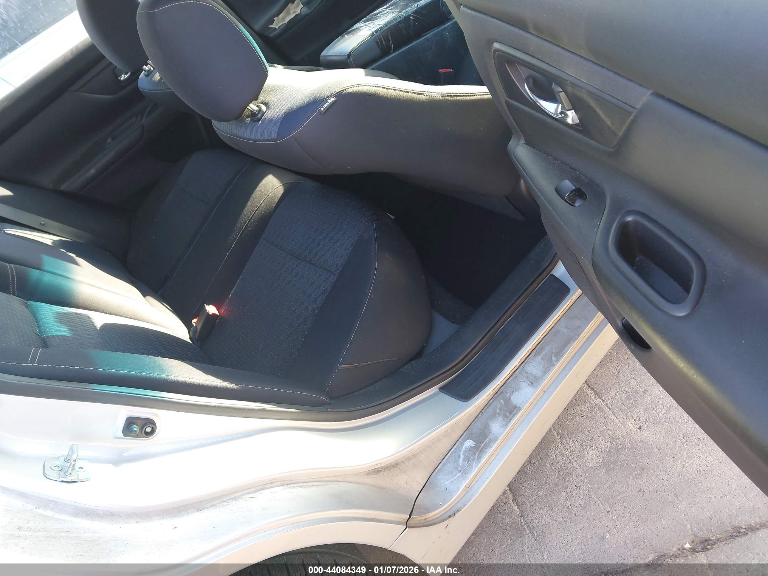NISSAN ALTIMA image 8