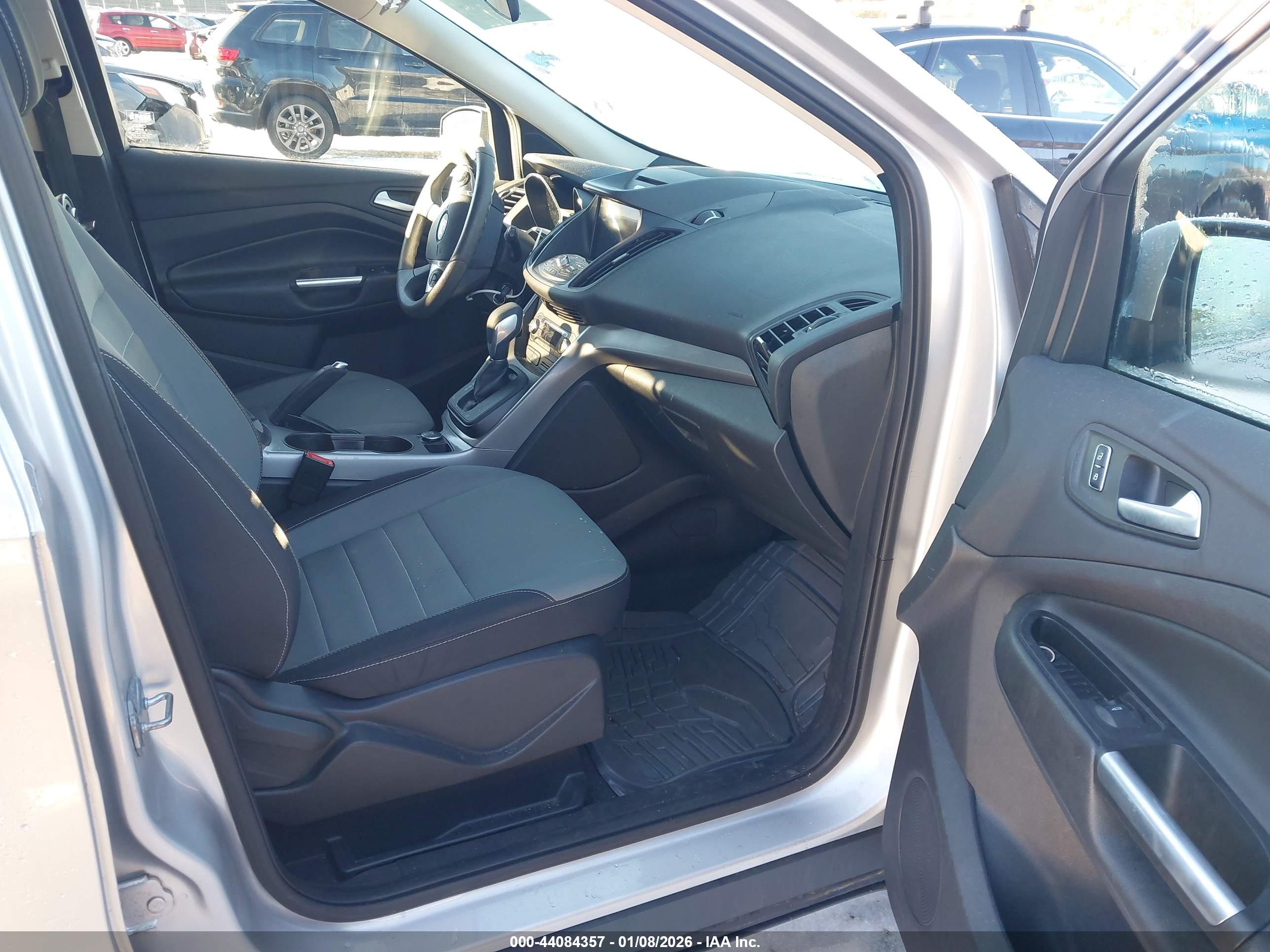FORD ESCAPE image 5