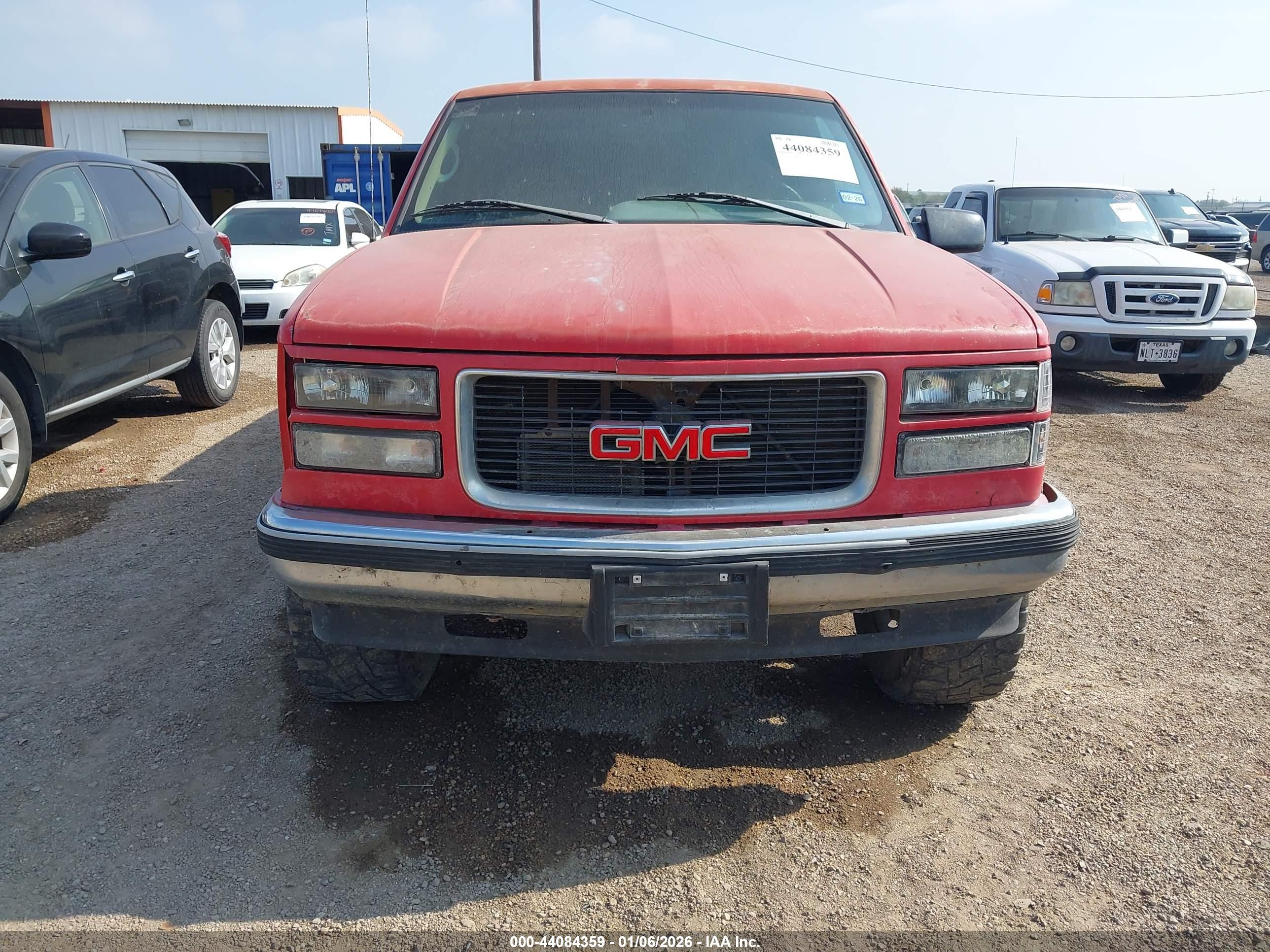 GMC SIERRA image 6