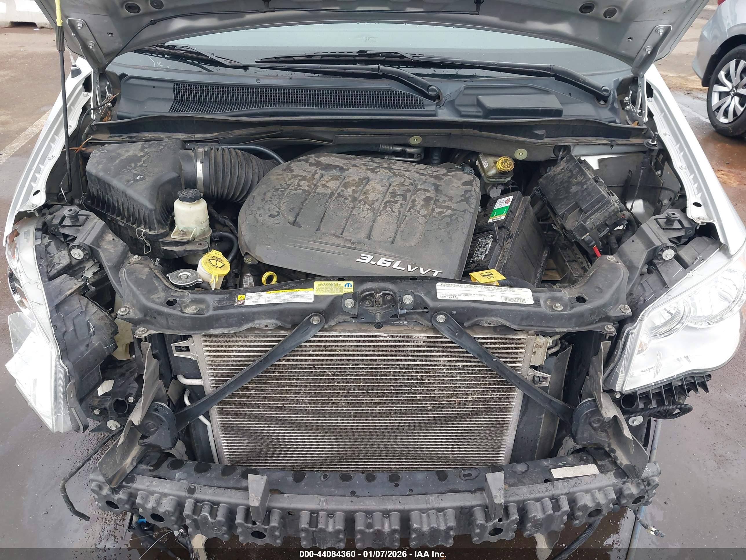 CHRYSLER TOWN image 10