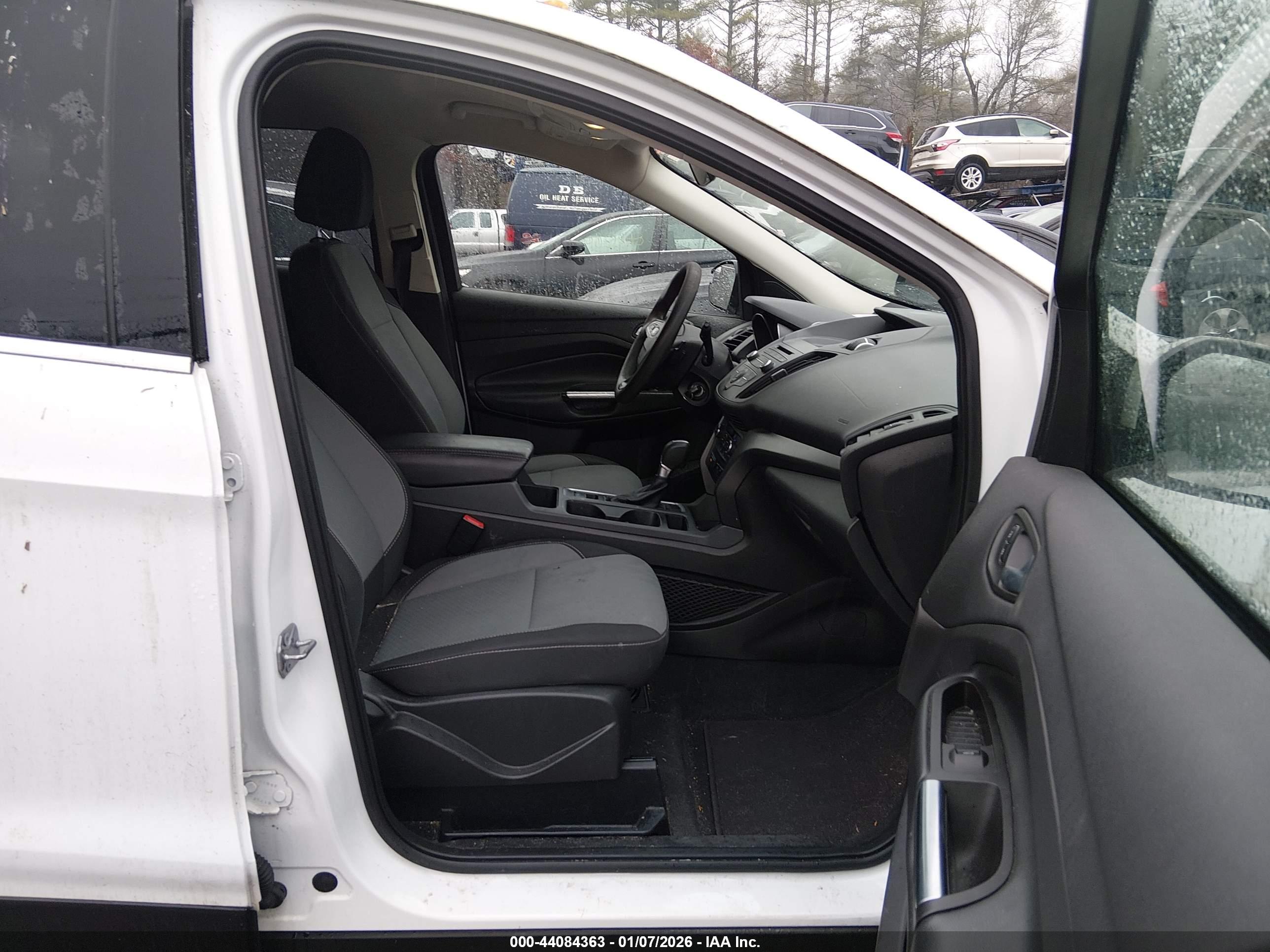 FORD ESCAPE image 5