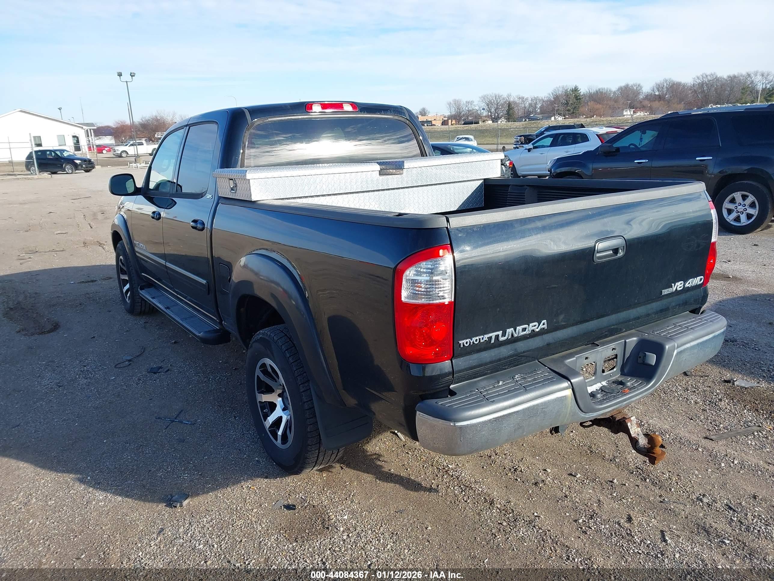 TOYOTA TUNDRA image 3