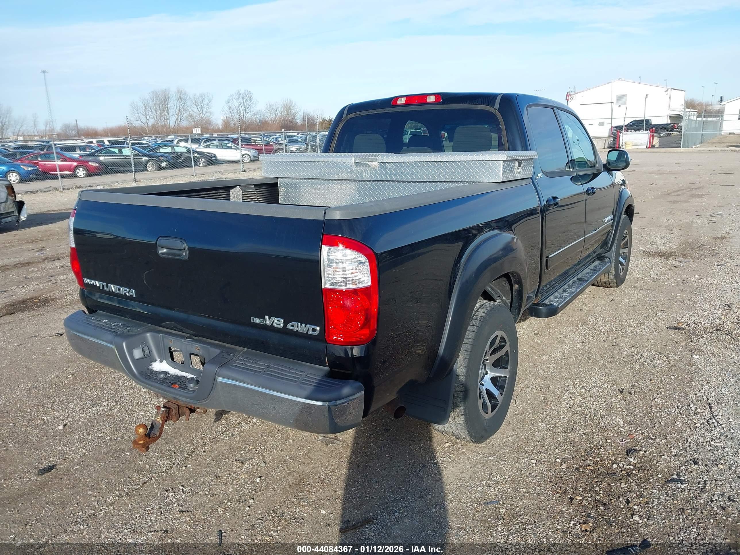 TOYOTA TUNDRA image 4