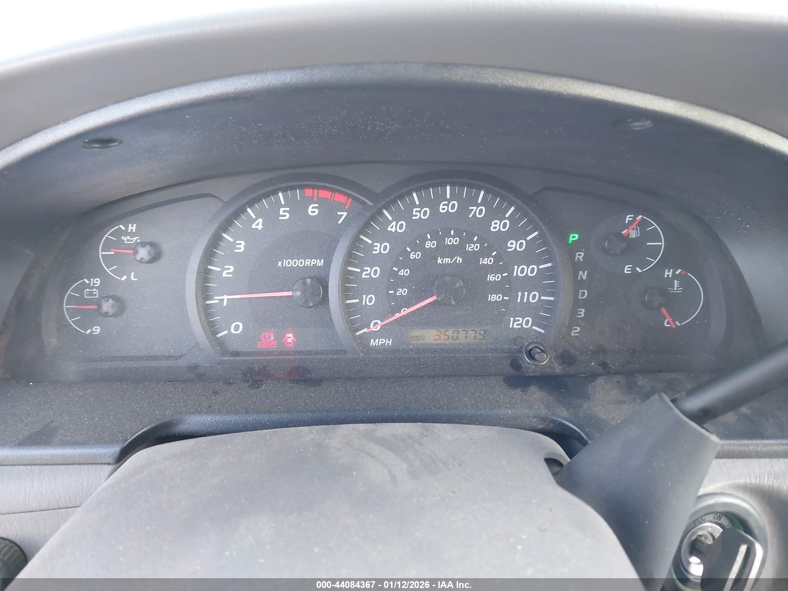 TOYOTA TUNDRA image 7