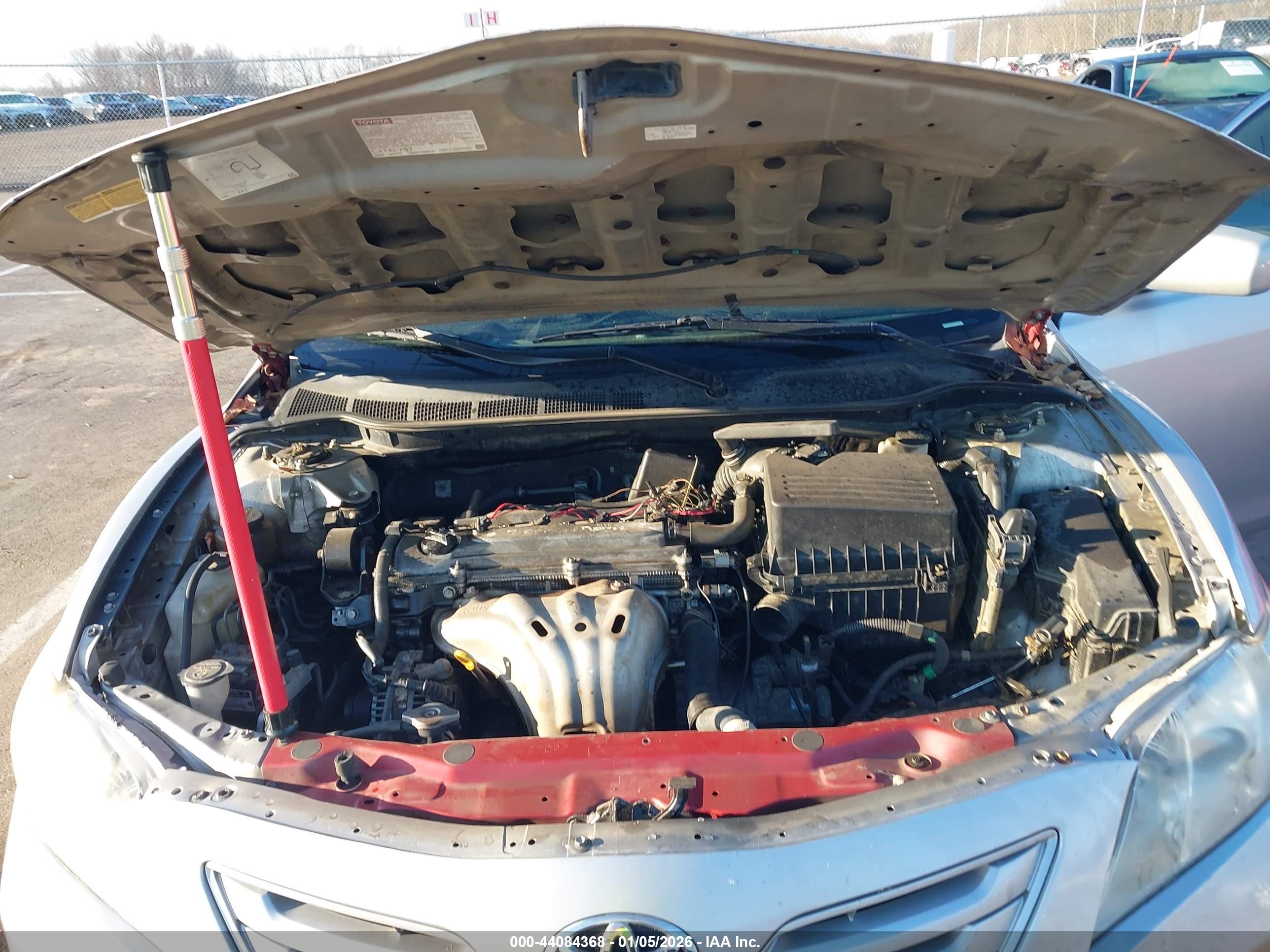 TOYOTA CAMRY image 10