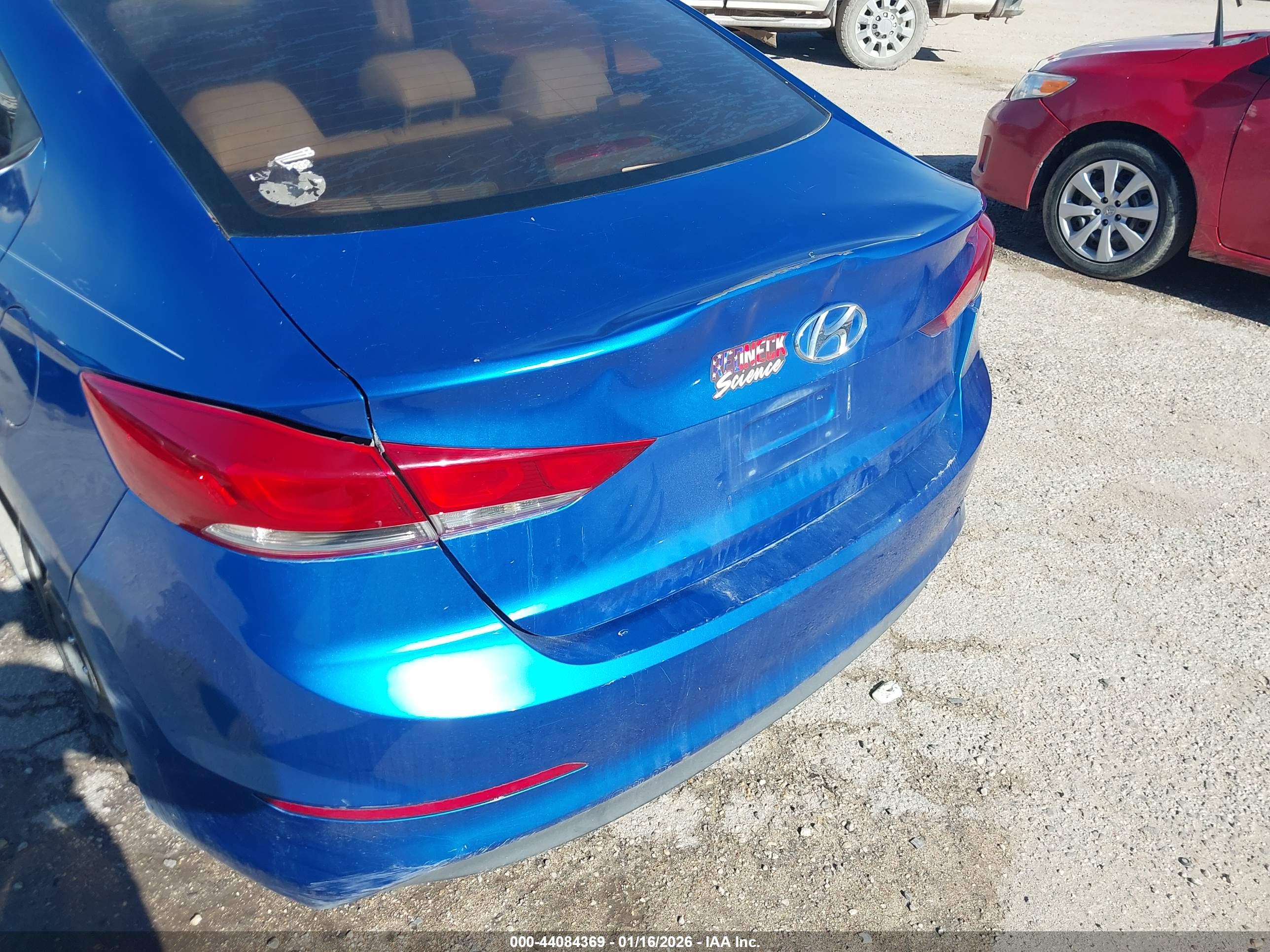 HYUNDAI ELANTRA image 6