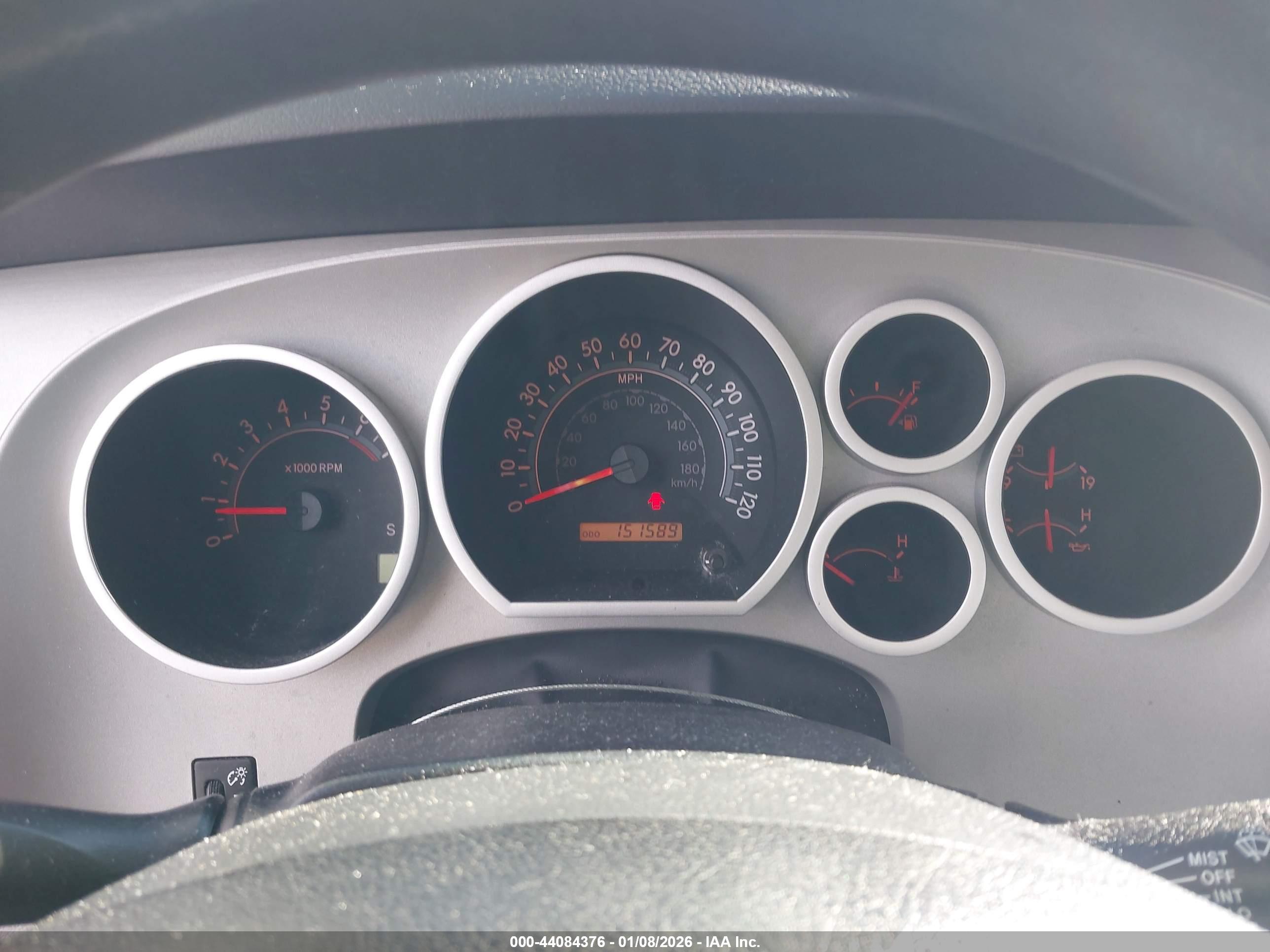TOYOTA SEQUOIA image 7
