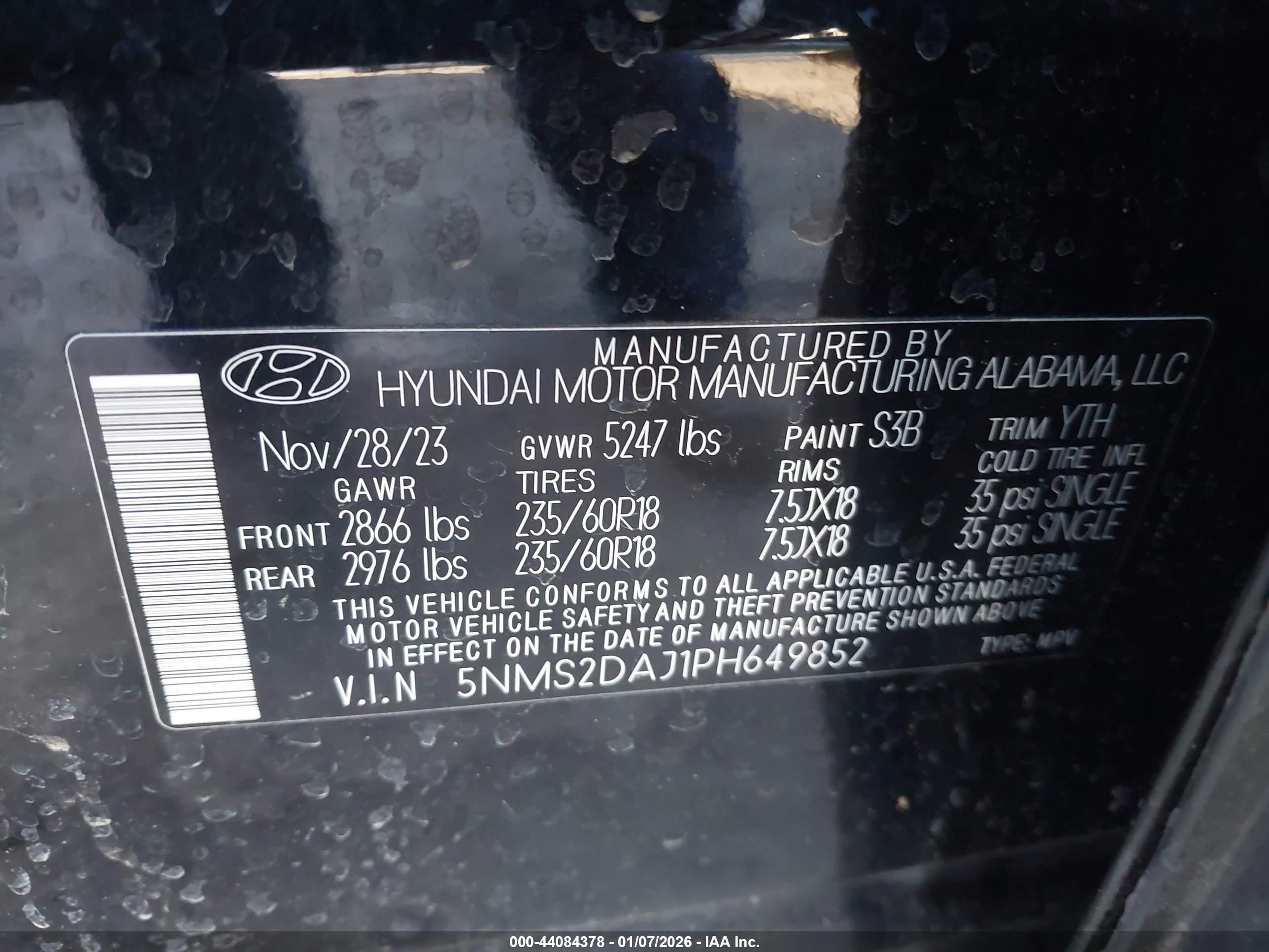 HYUNDAI SANTA image 9