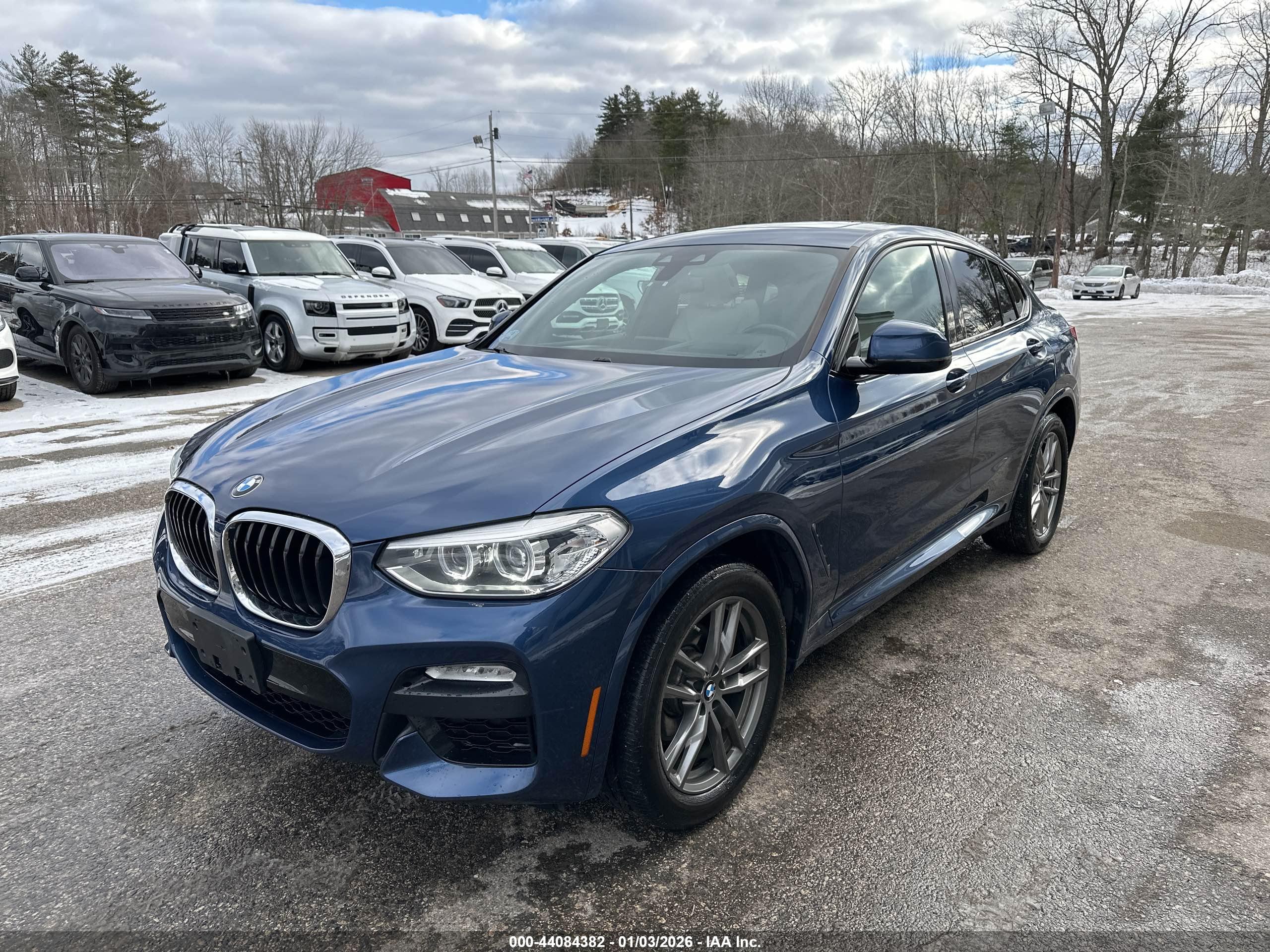 BMW X4 image 2