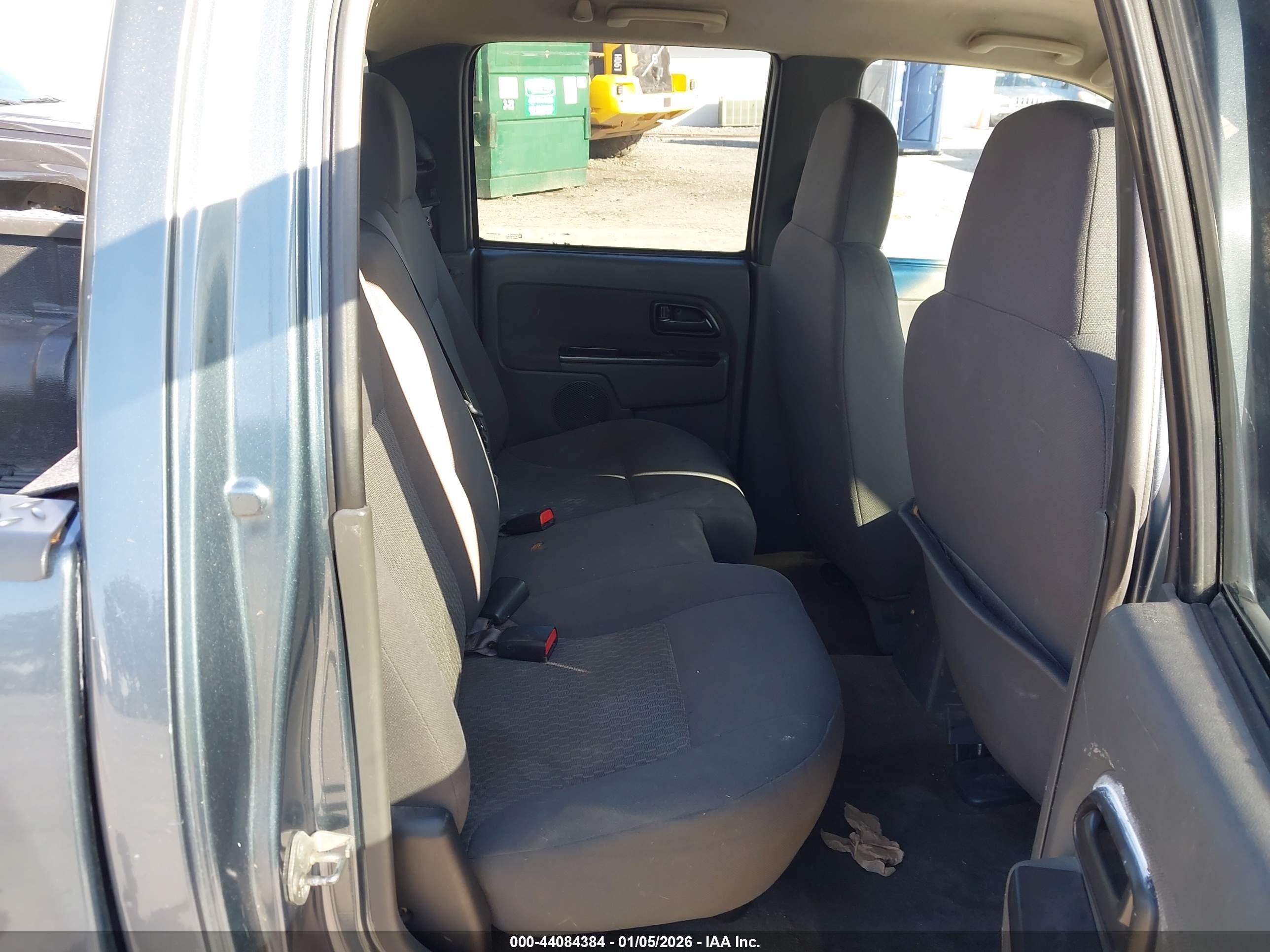 CHEVROLET COLORADO image 8