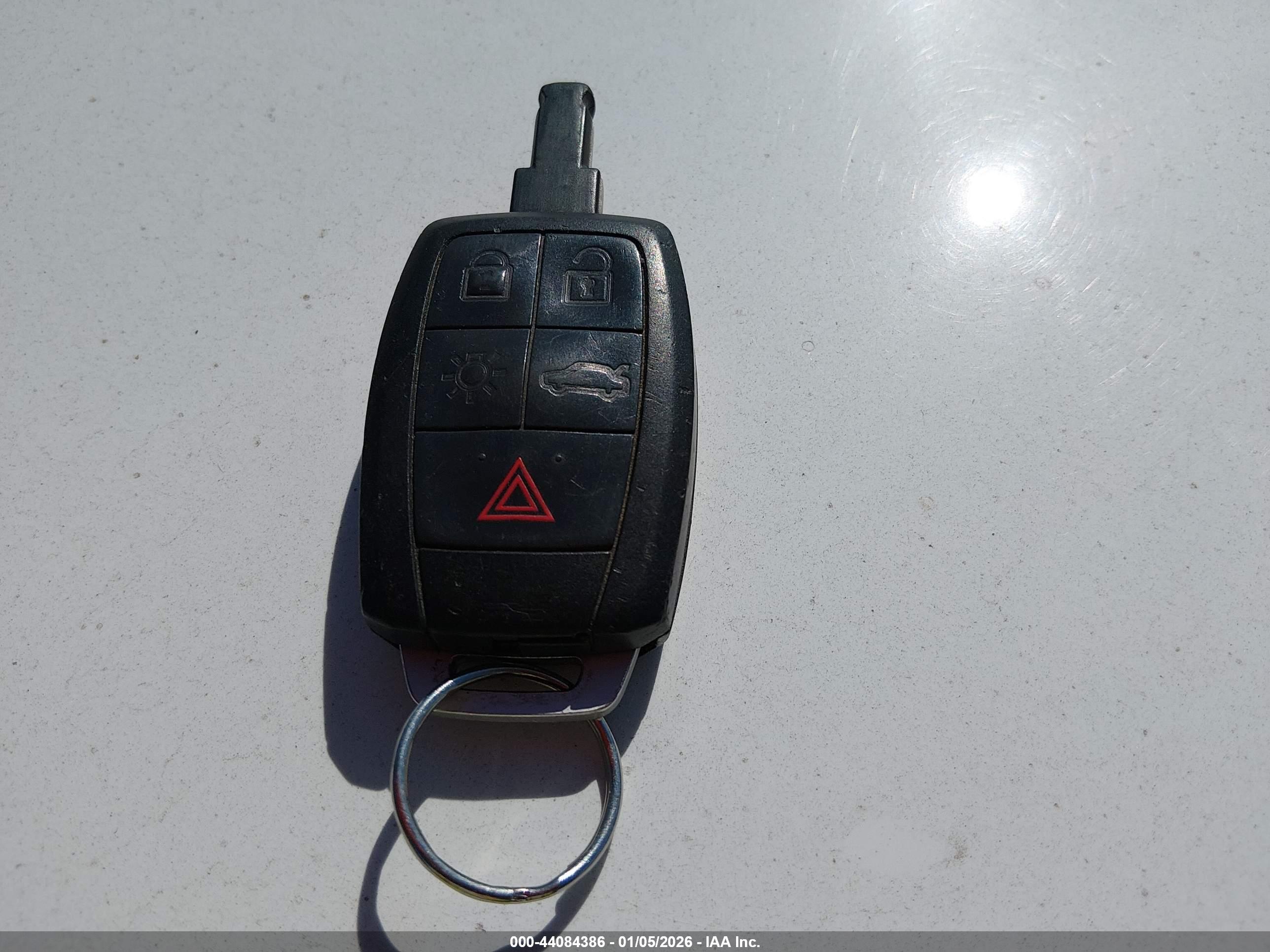 VOLVO C70 image 11