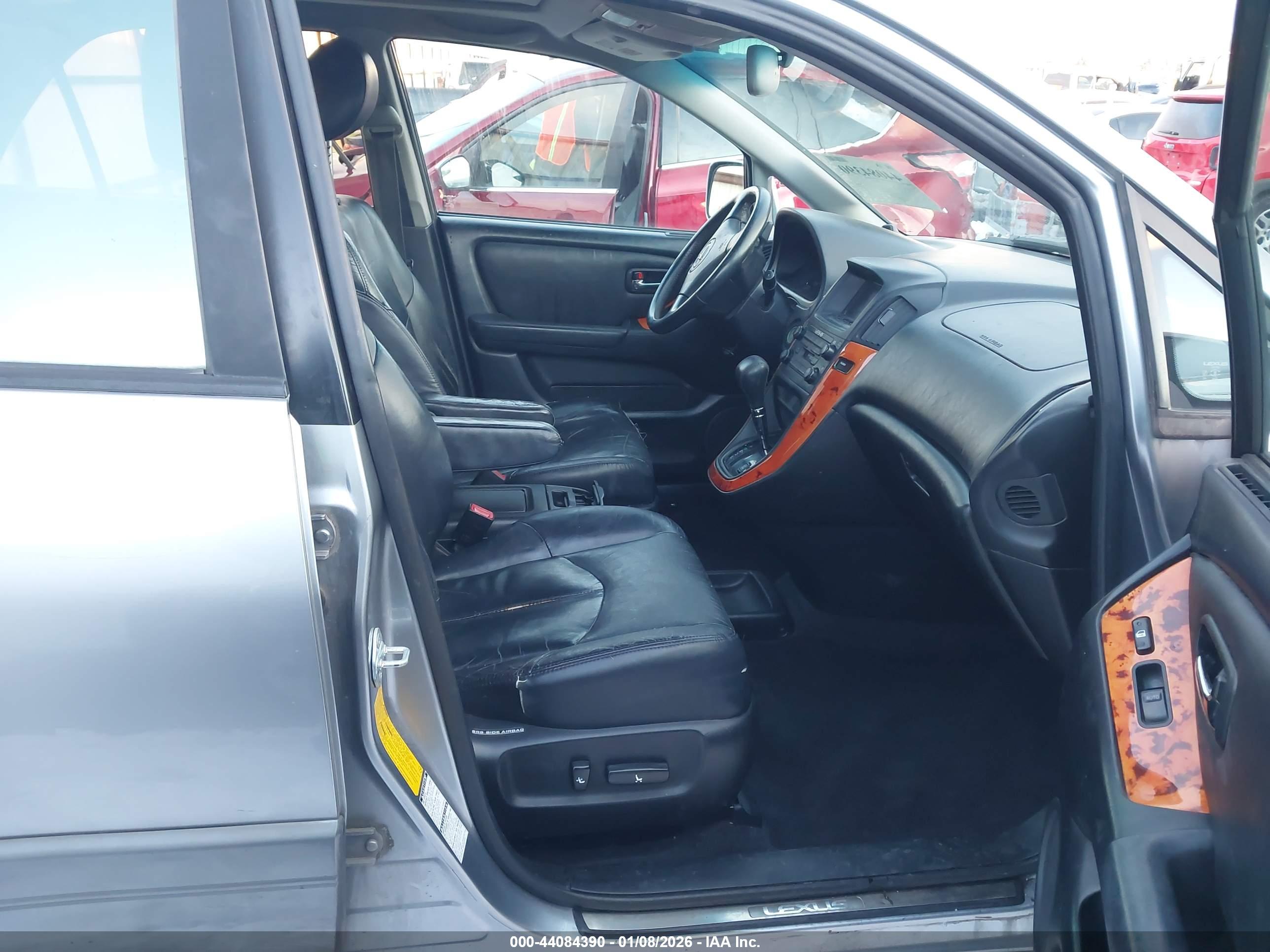 LEXUS RX image 5