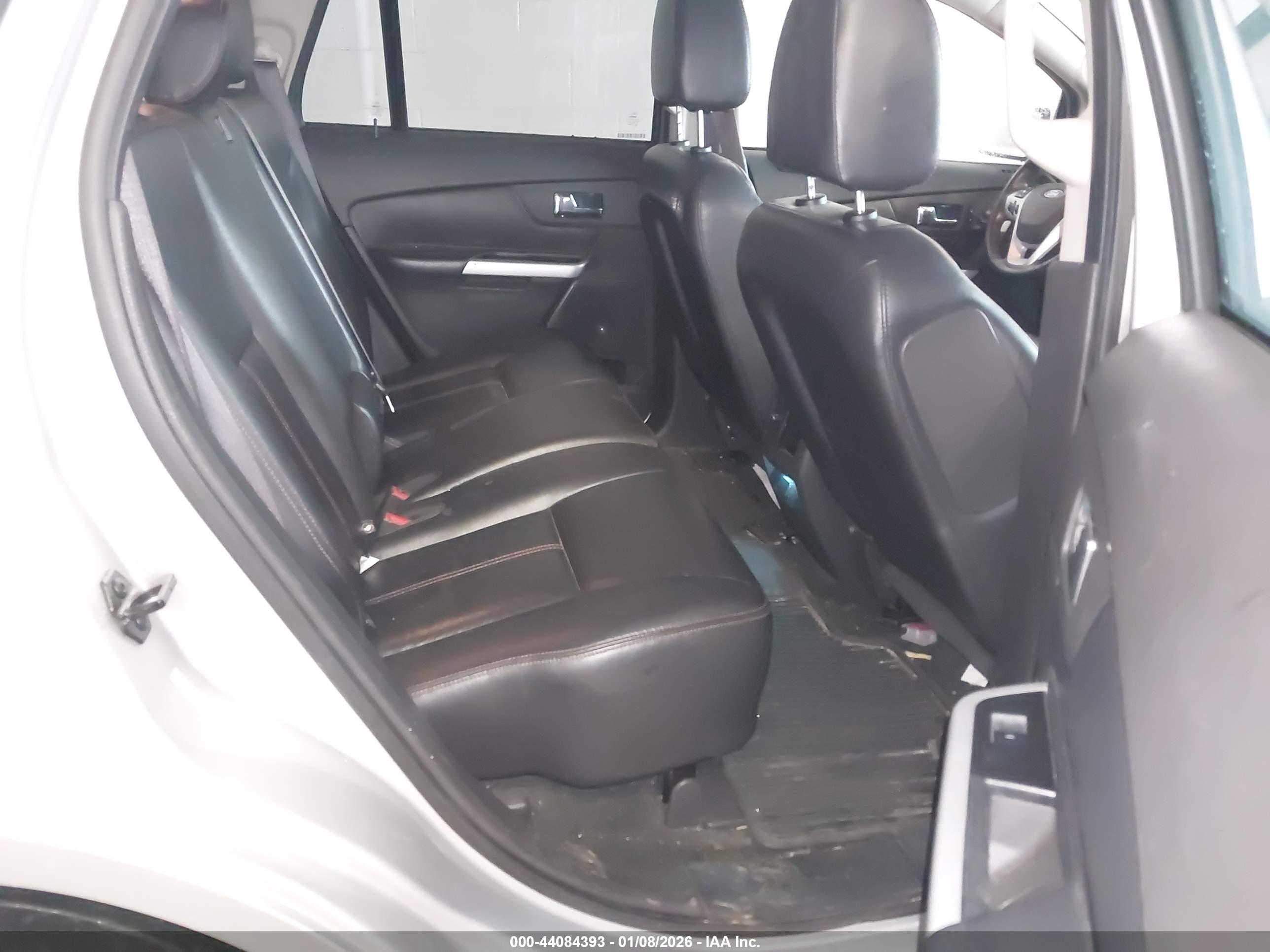 FORD EDGE image 8