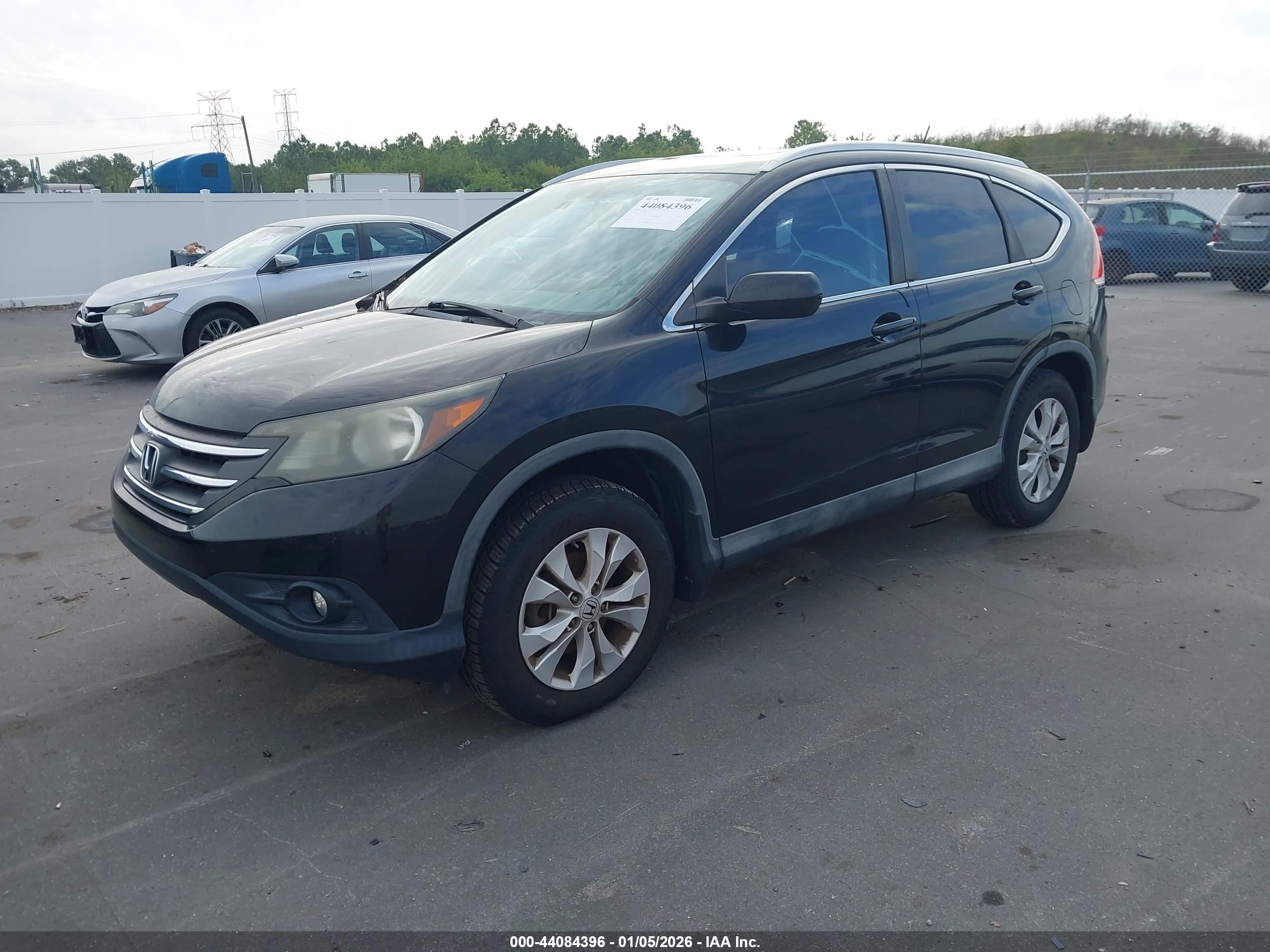 HONDA CR-V image 2