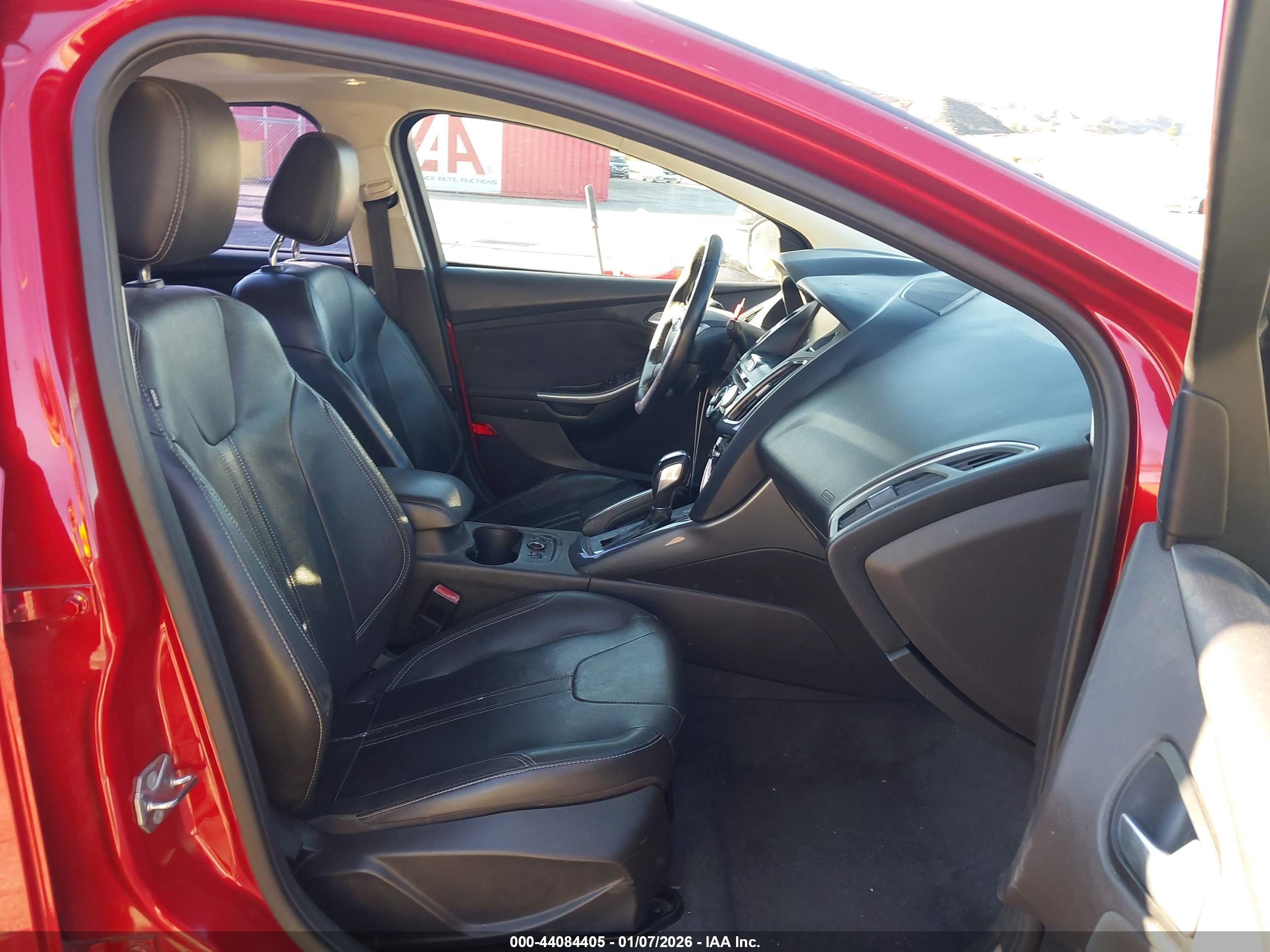 FORD FOCUS image 5