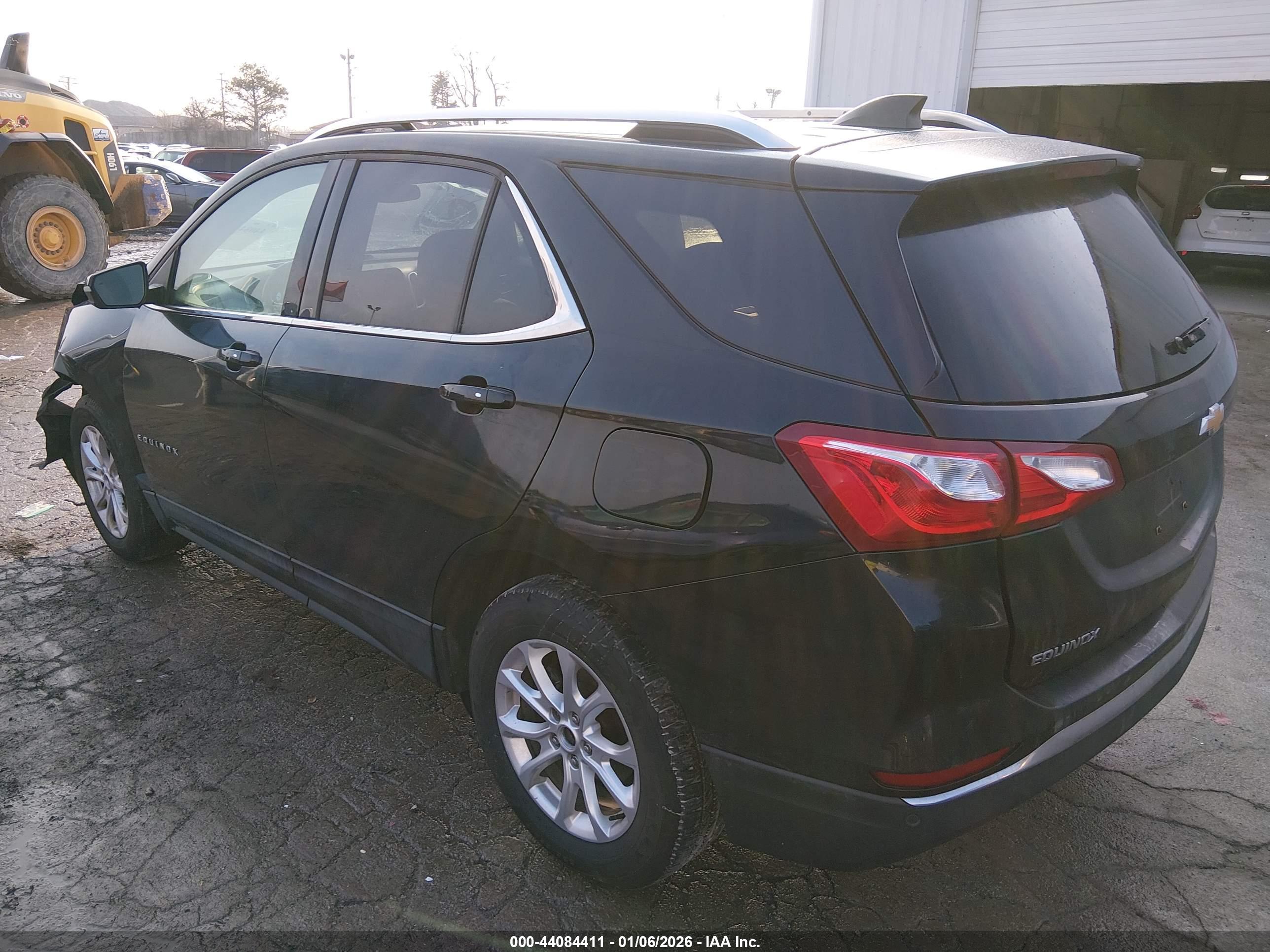 CHEVROLET EQUINOX image 3