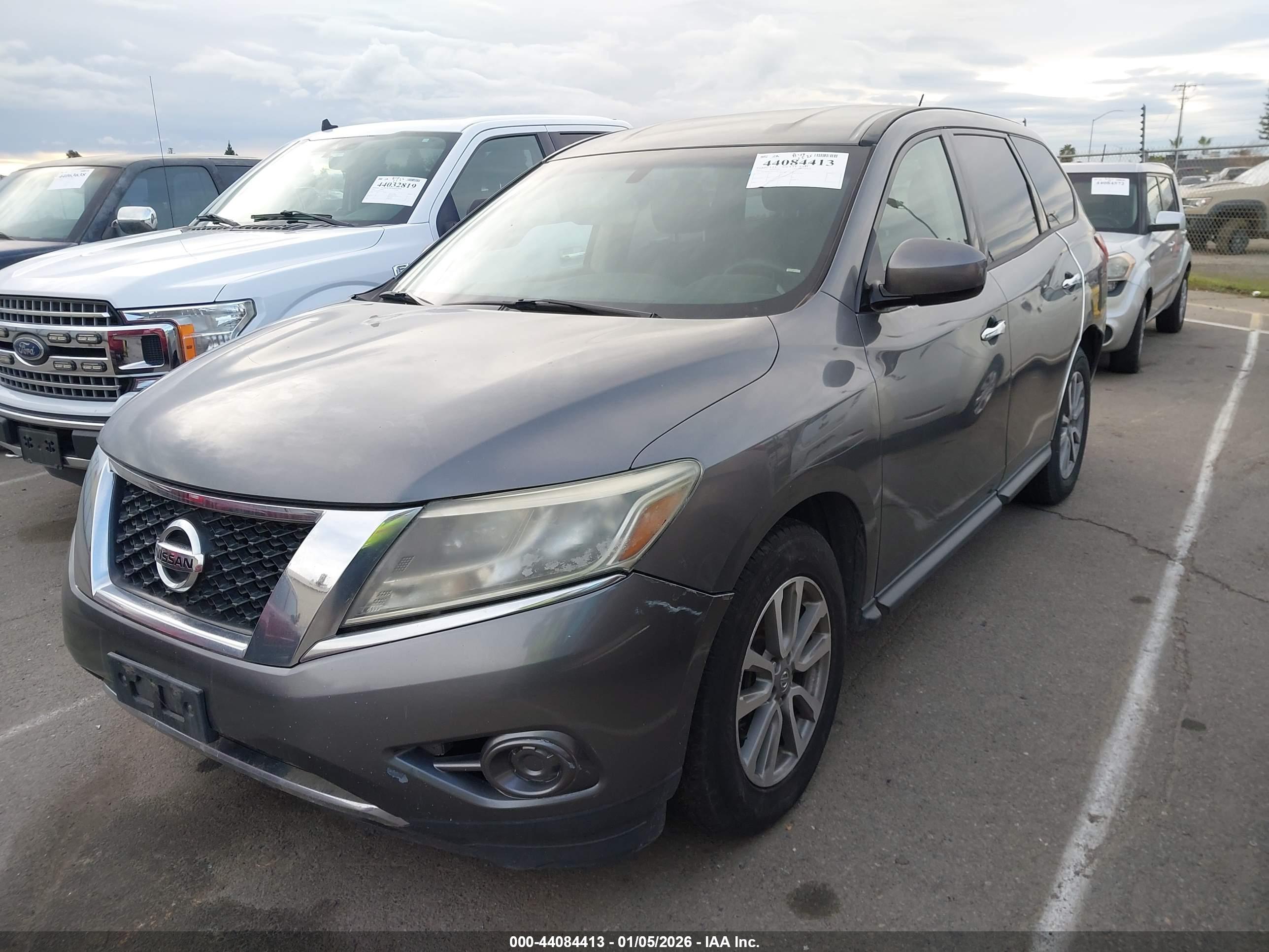 NISSAN PATHFINDER image 2