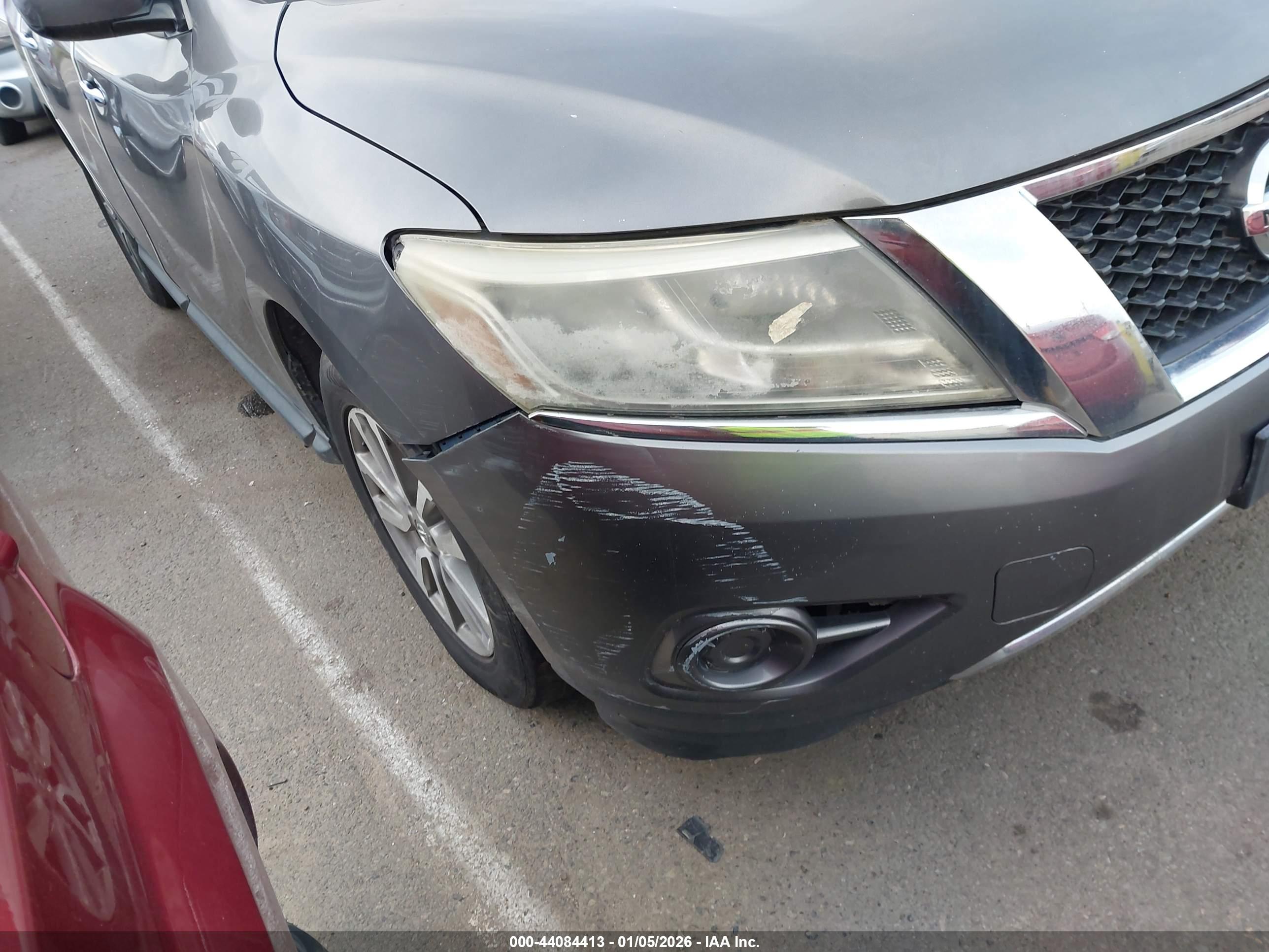 NISSAN PATHFINDER image 6