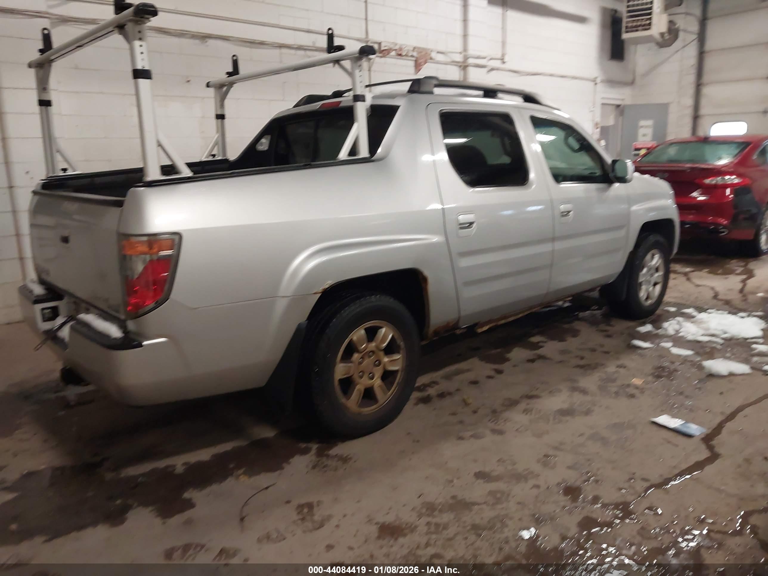 HONDA RIDGELINE image 4