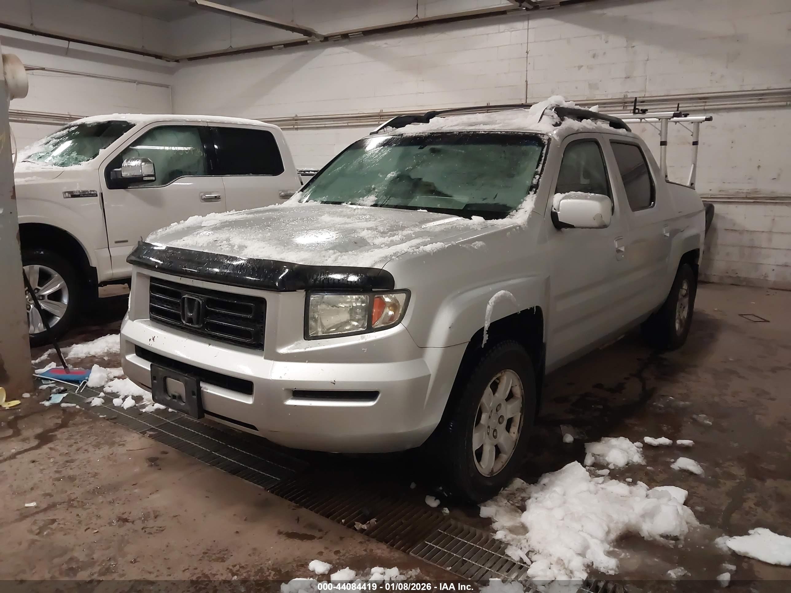 HONDA RIDGELINE image 6