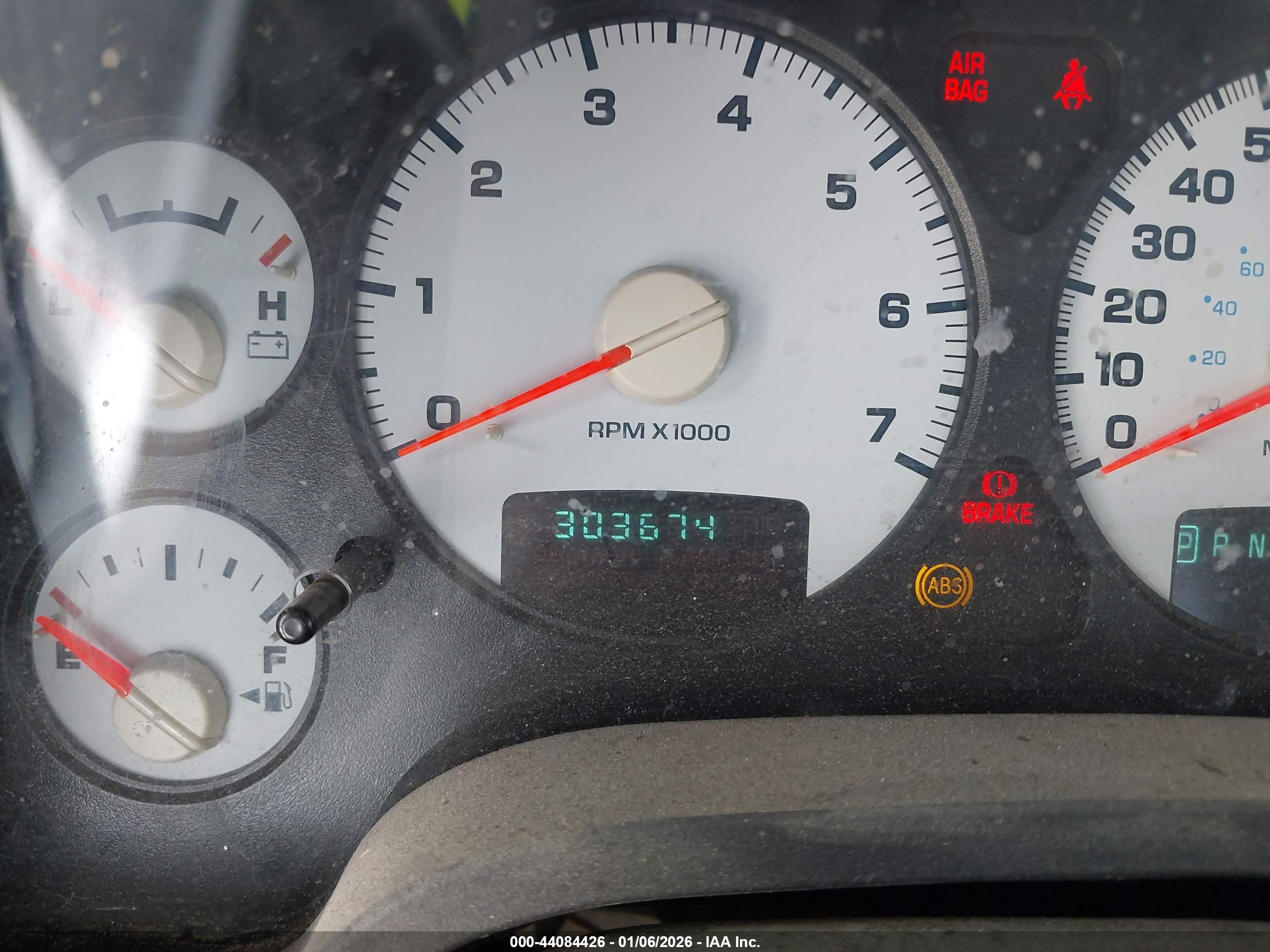 DODGE RAM image 7