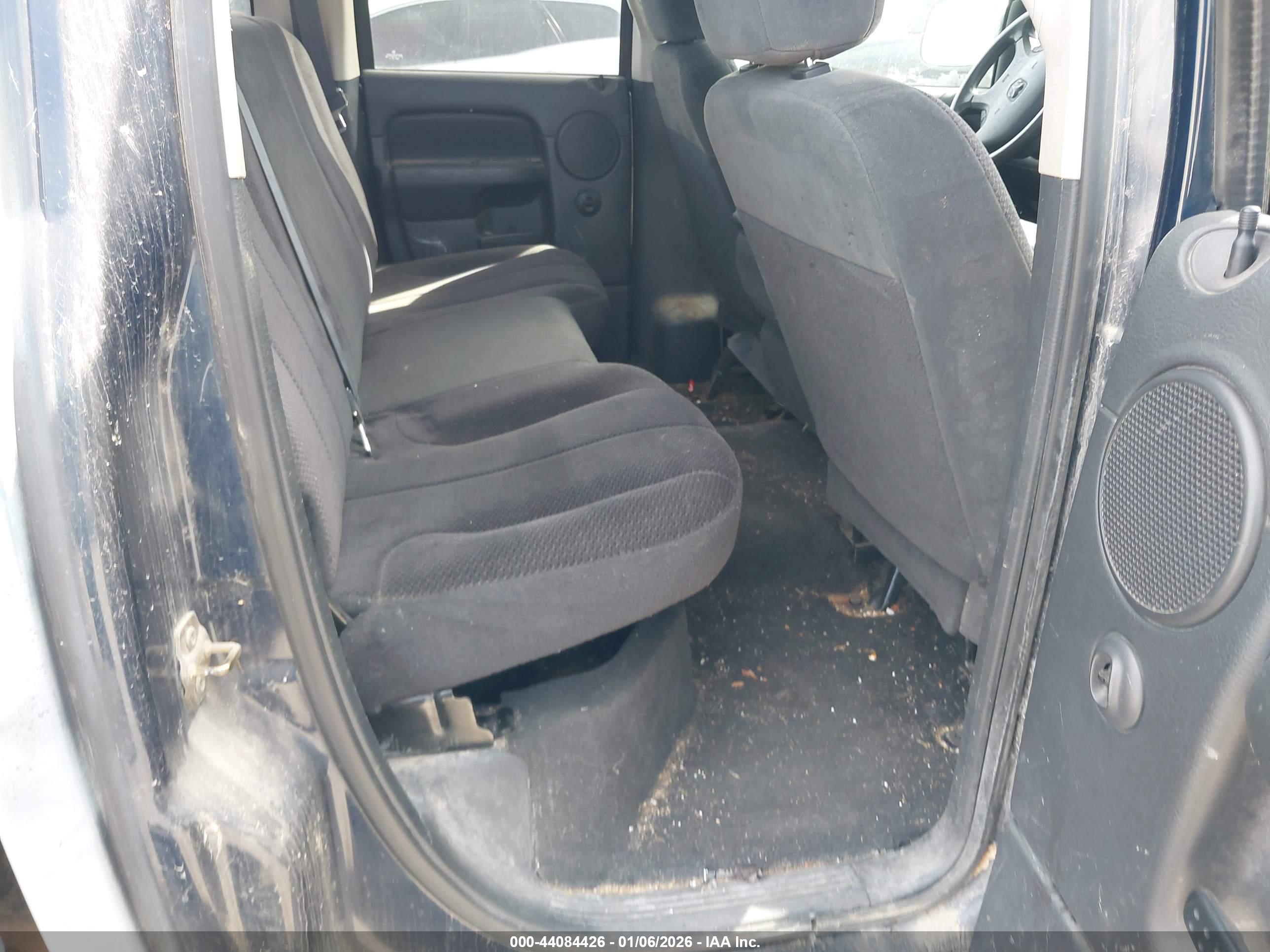 DODGE RAM image 8