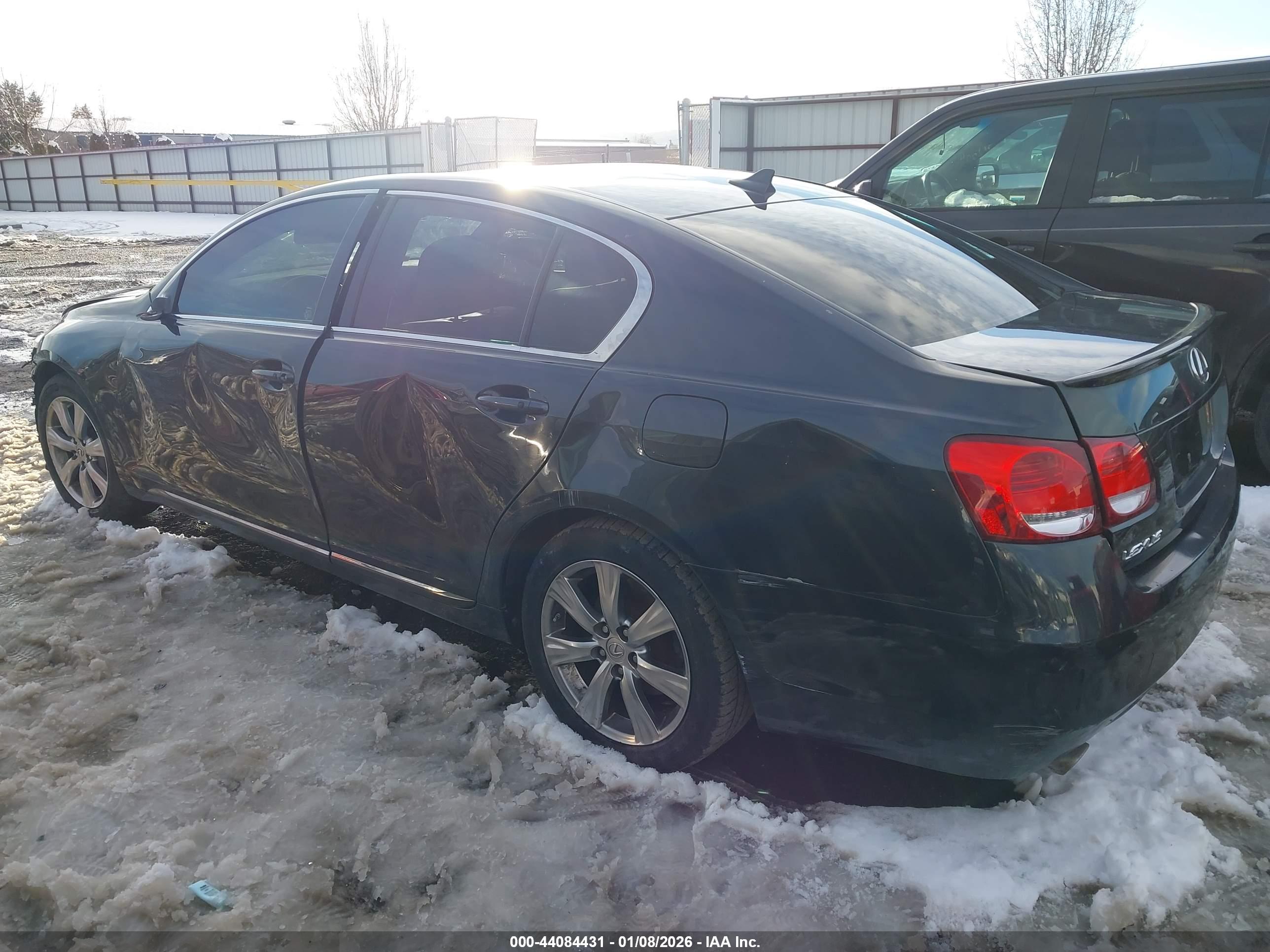 LEXUS GS image 3