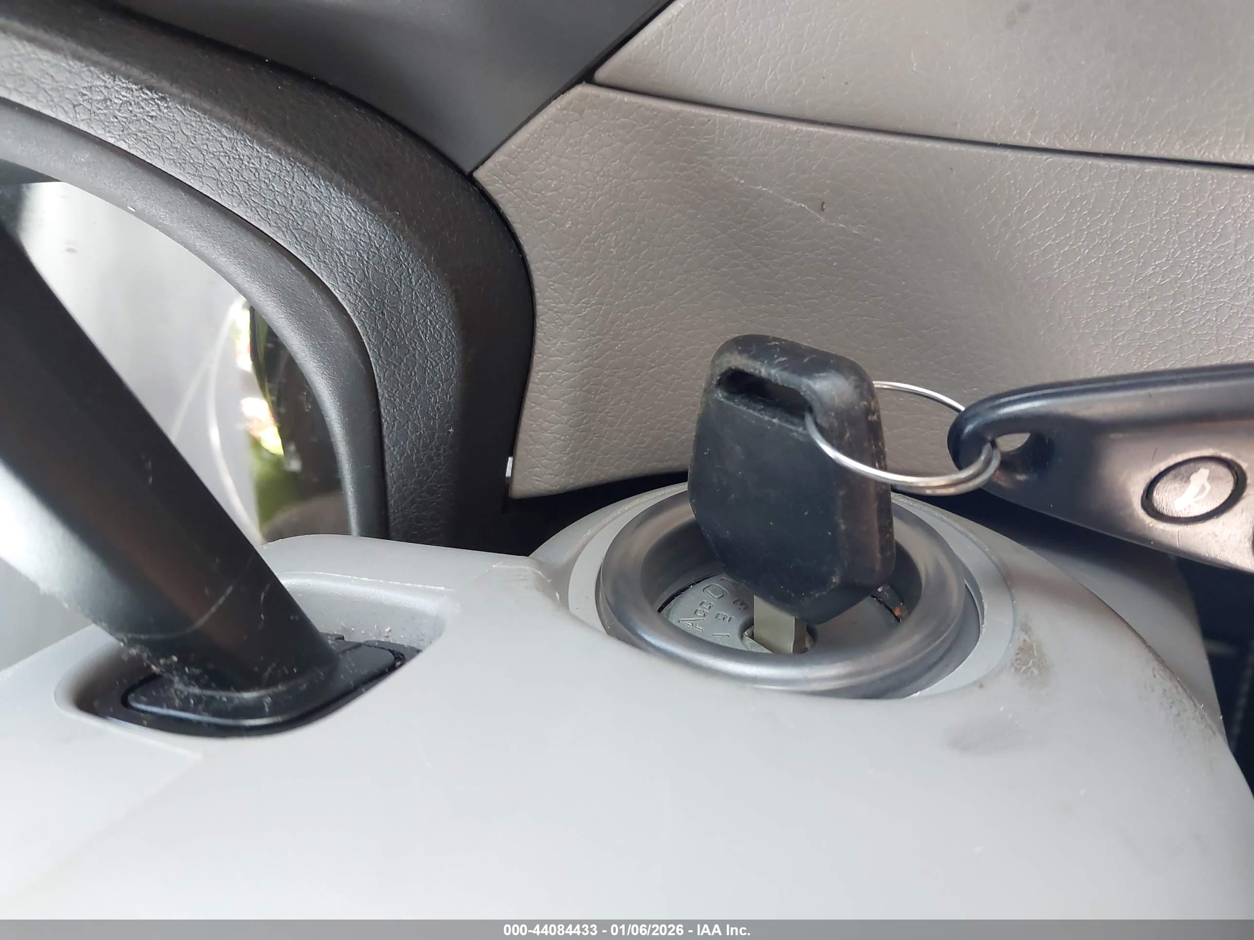SUBARU FORESTER image 11