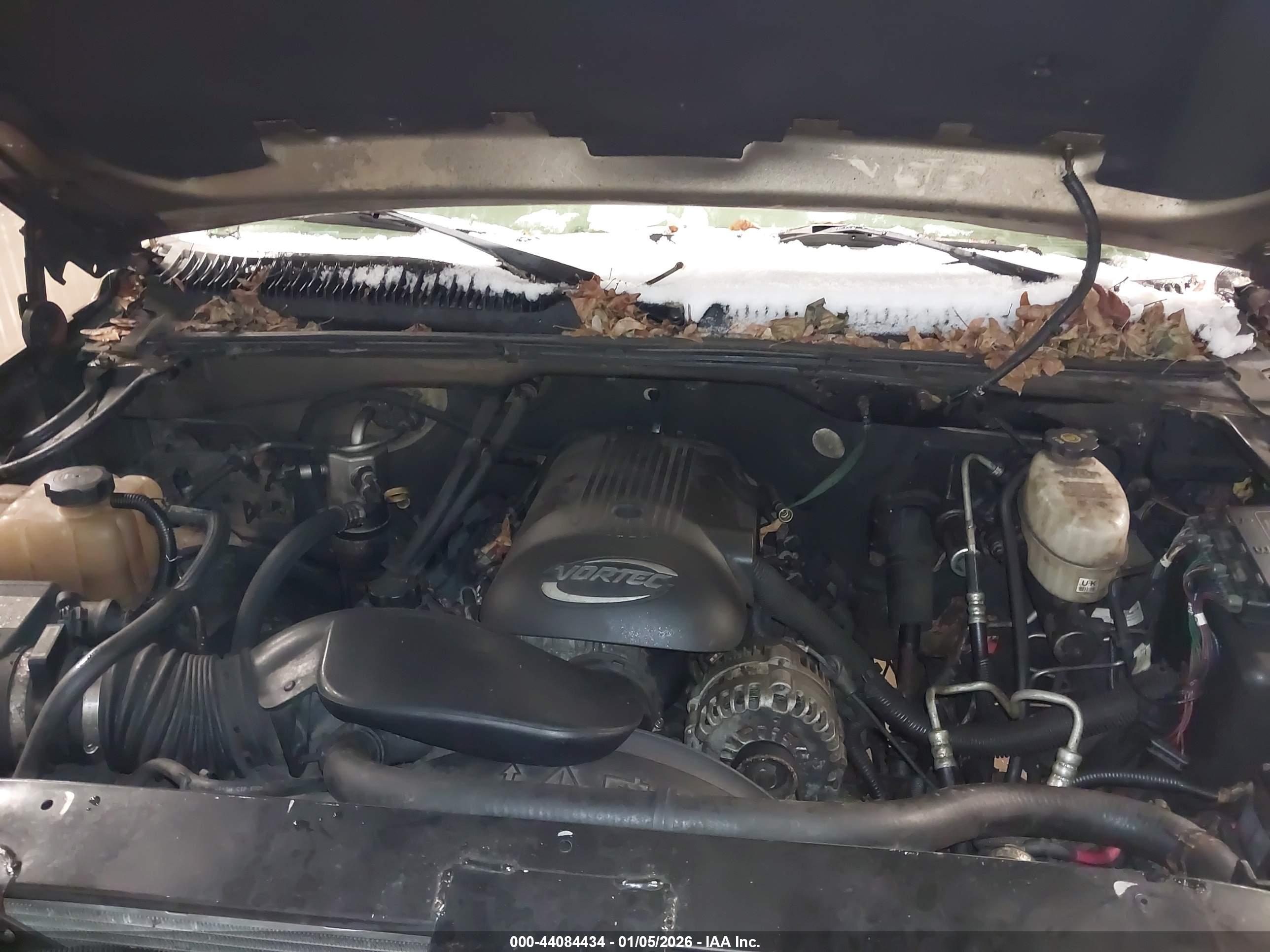 CHEVROLET SILVERADO image 10