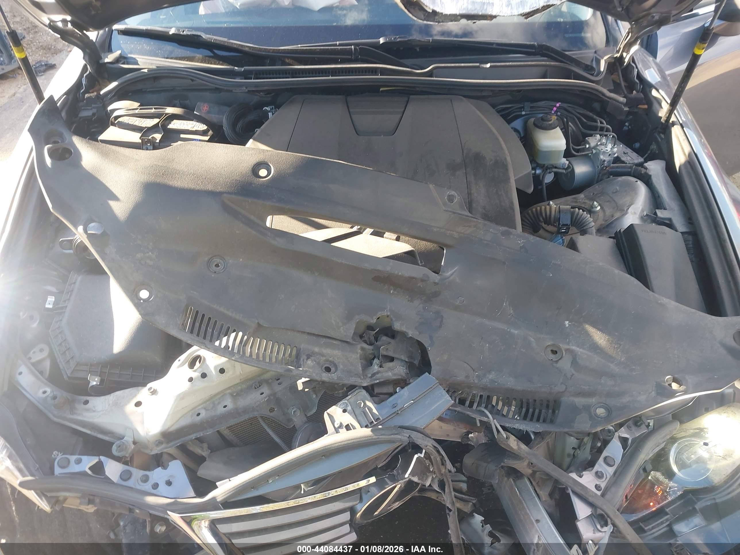 LEXUS IS image 10