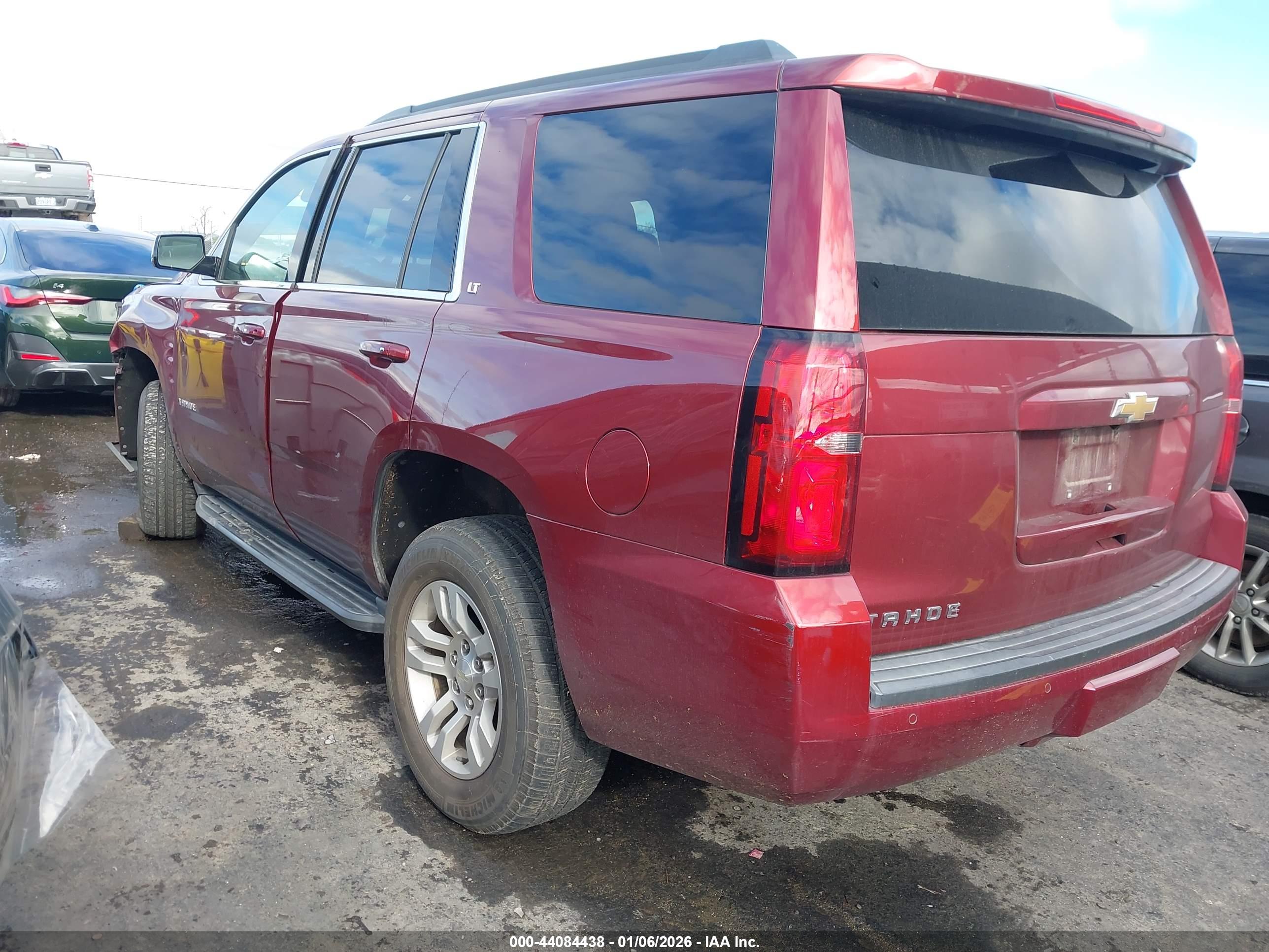 CHEVROLET TAHOE image 3